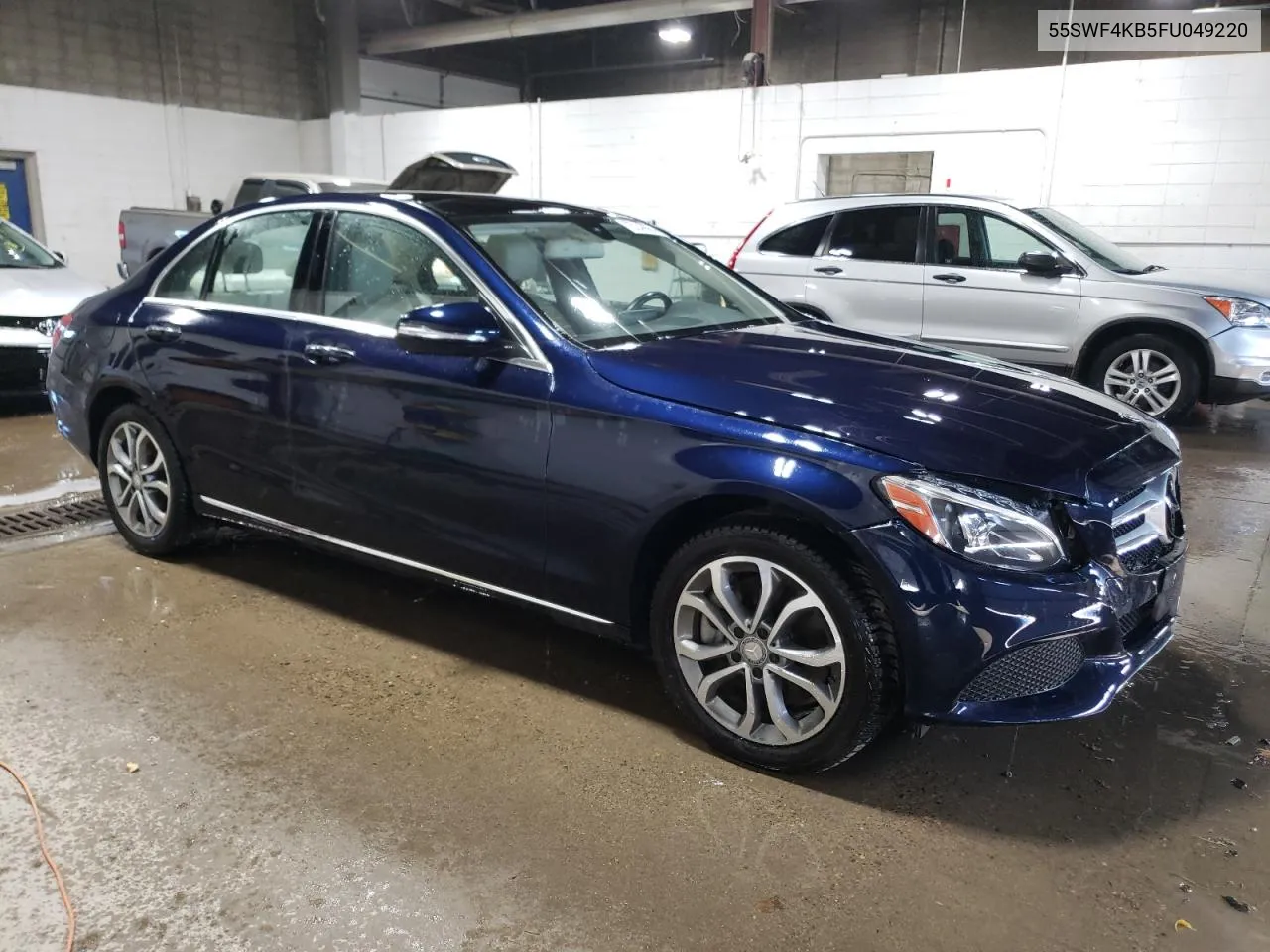 2015 Mercedes-Benz C 300 4Matic VIN: 55SWF4KB5FU049220 Lot: 75248884