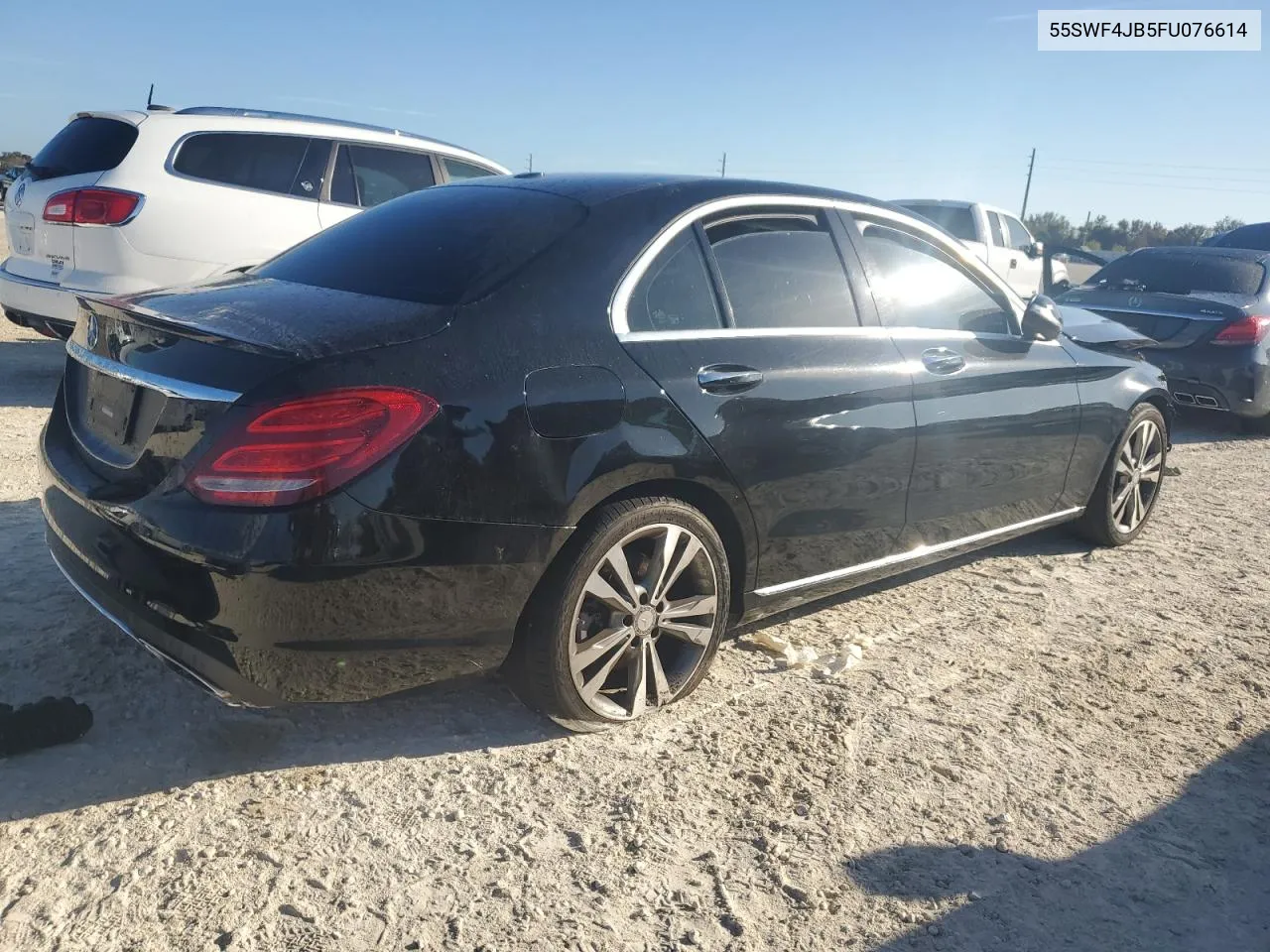 2015 Mercedes-Benz C 300 VIN: 55SWF4JB5FU076614 Lot: 77864684