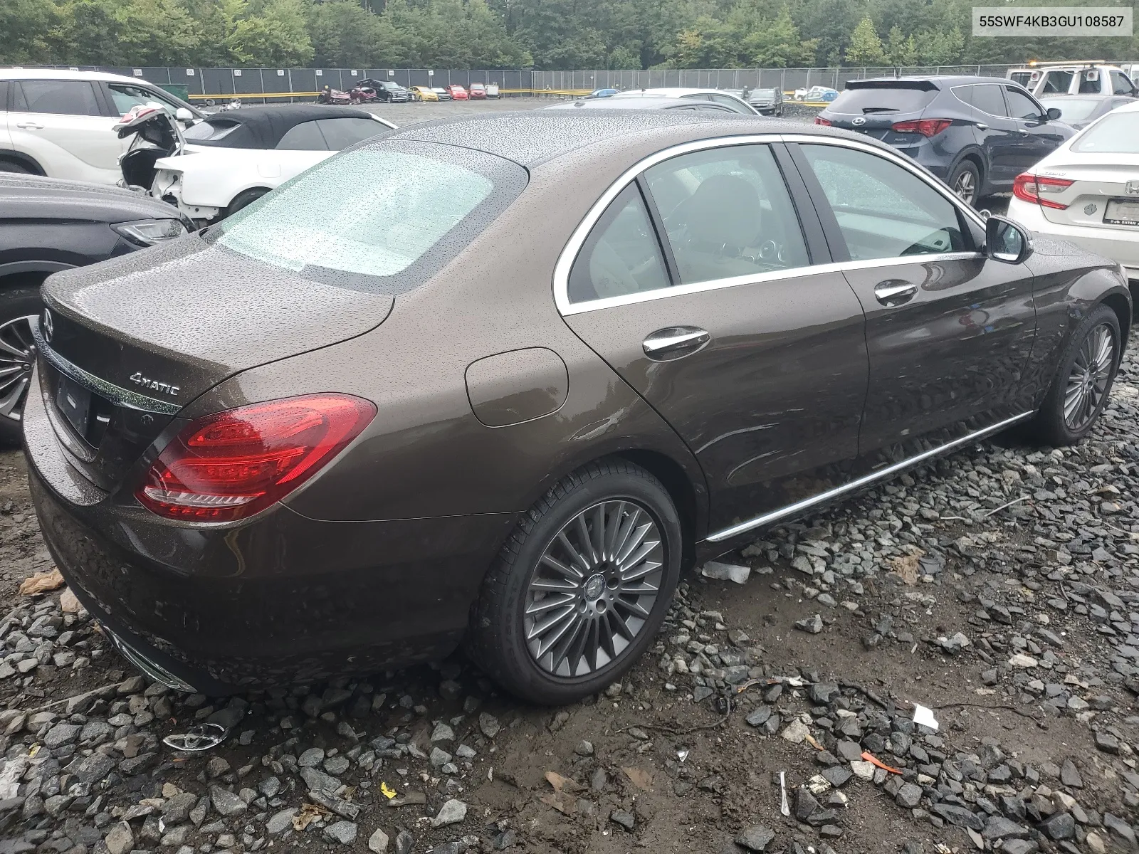 2016 Mercedes-Benz C 300 4Matic VIN: 55SWF4KB3GU108587 Lot: 66003864