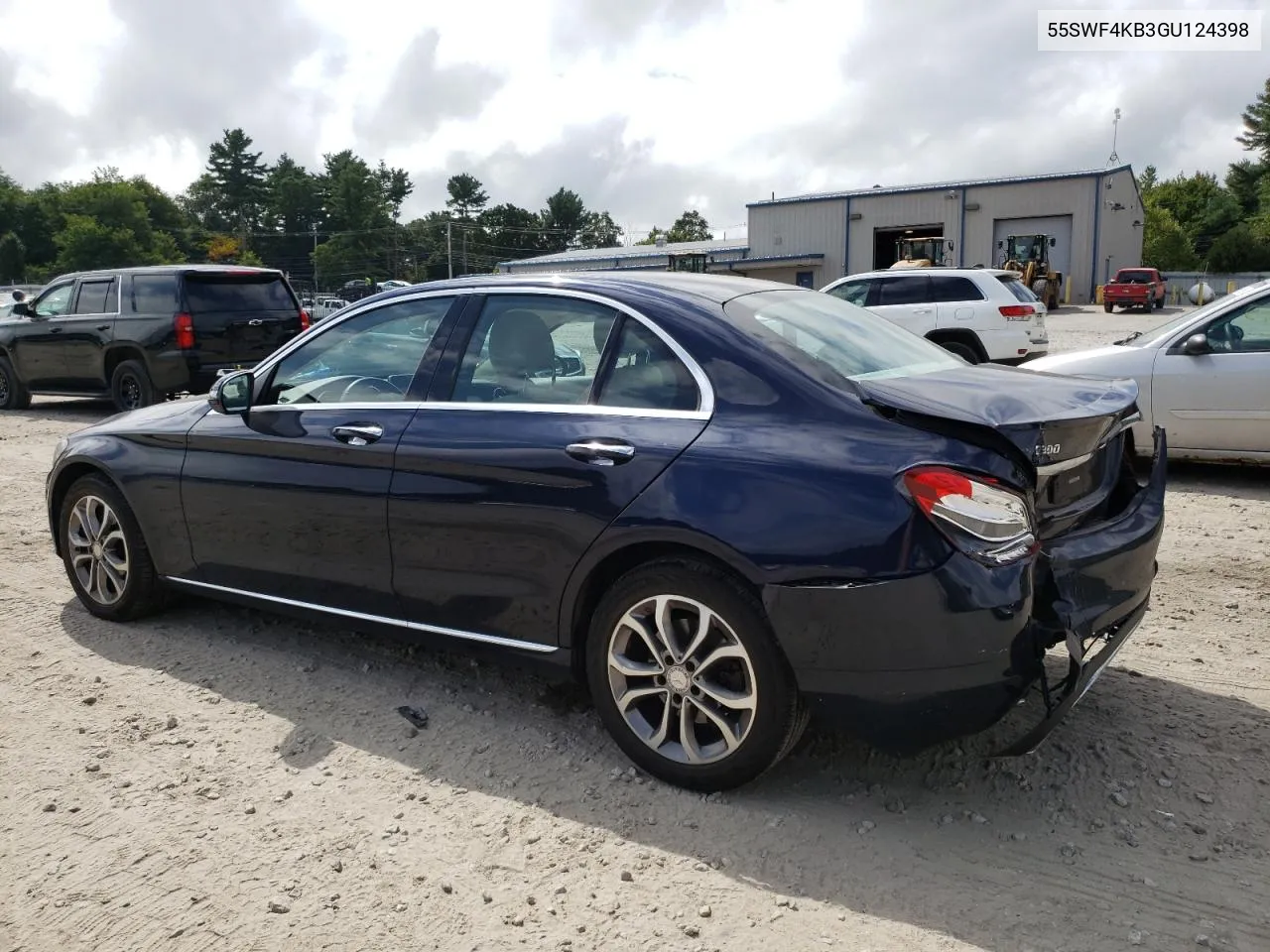 2016 Mercedes-Benz C 300 4Matic VIN: 55SWF4KB3GU124398 Lot: 70279154