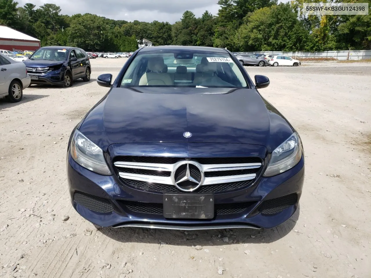 2016 Mercedes-Benz C 300 4Matic VIN: 55SWF4KB3GU124398 Lot: 70279154