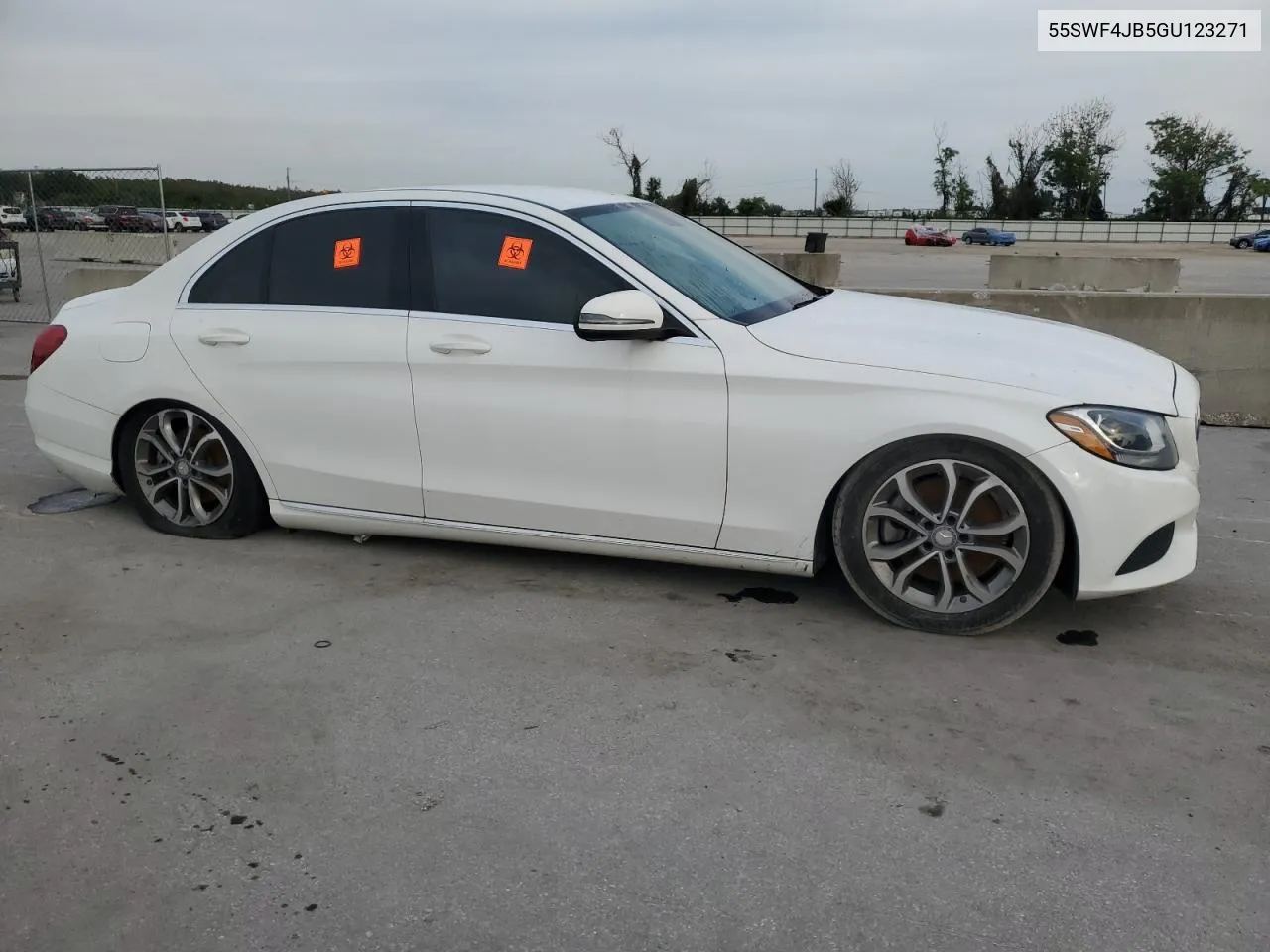 2016 Mercedes-Benz C 300 VIN: 55SWF4JB5GU123271 Lot: 78086694