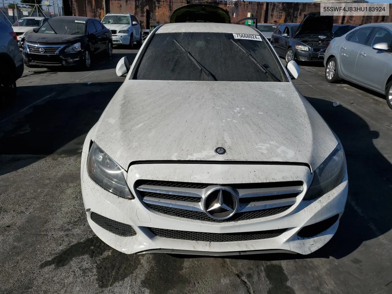 2017 Mercedes-Benz C 300 VIN: 55SWF4JB3HU183924 Lot: 75668024