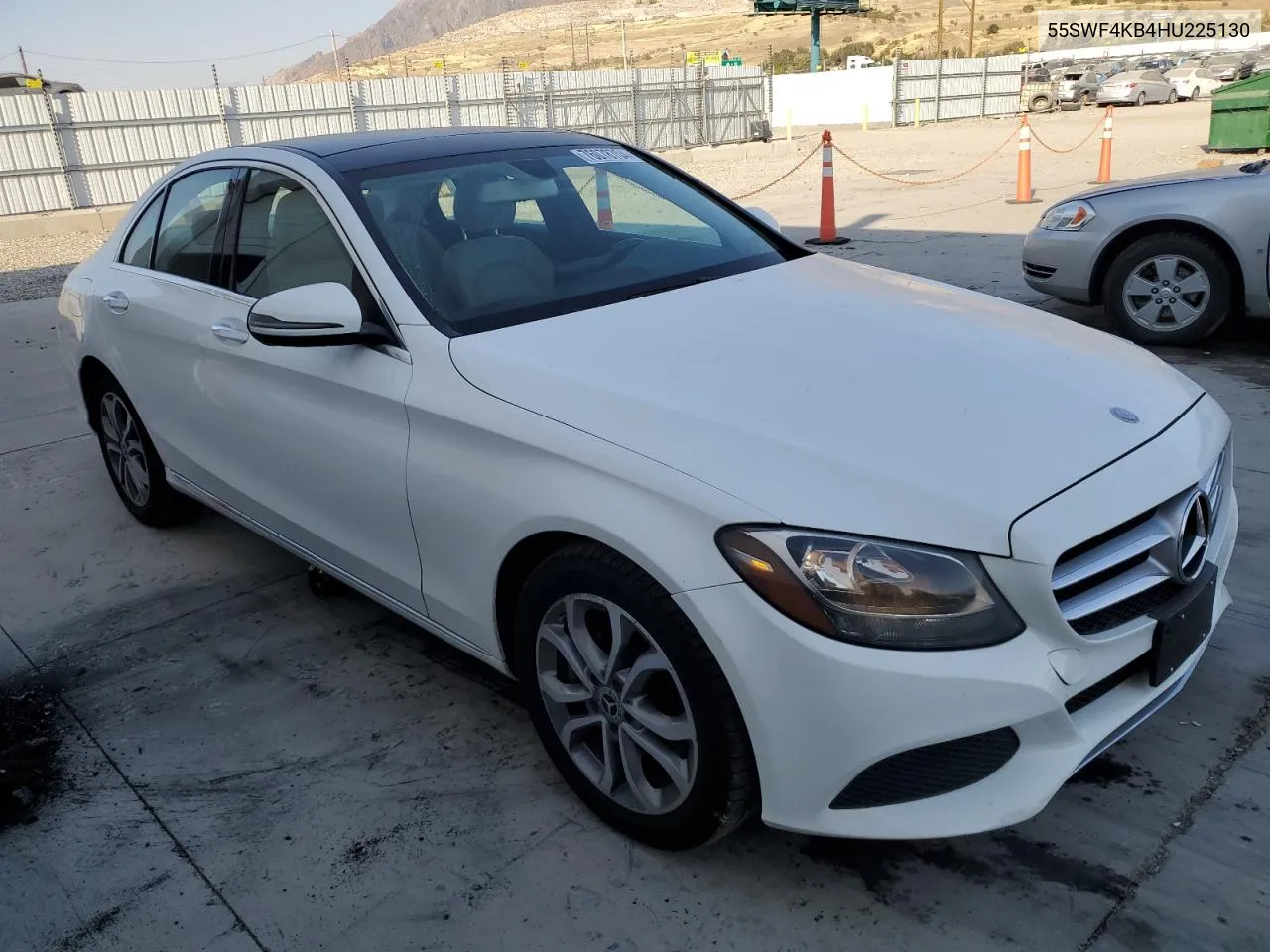 2017 Mercedes-Benz C 300 4Matic VIN: 55SWF4KB4HU225130 Lot: 76078704