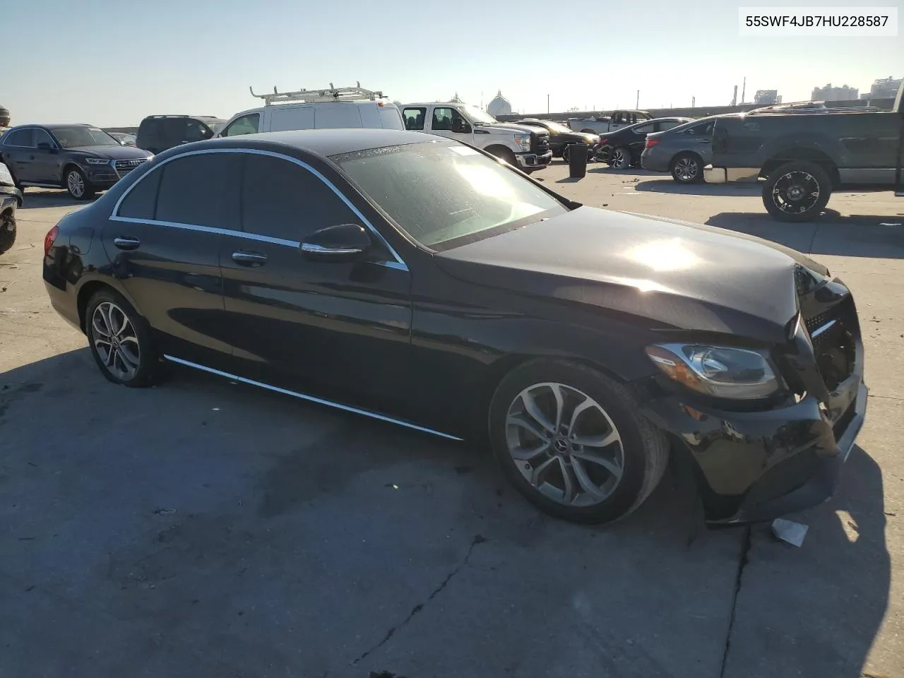 2017 Mercedes-Benz C 300 VIN: 55SWF4JB7HU228587 Lot: 77618134