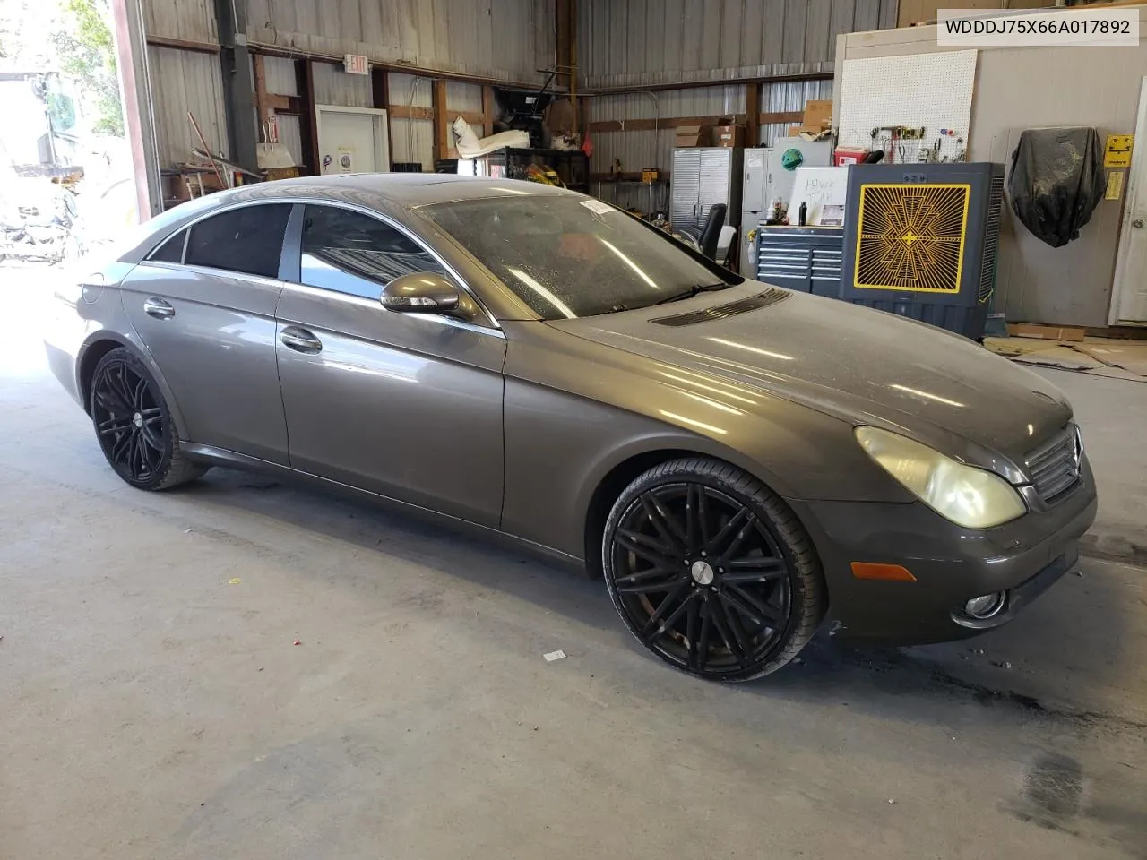 2006 Mercedes-Benz Cls 500C VIN: WDDDJ75X66A017892 Lot: 58796834