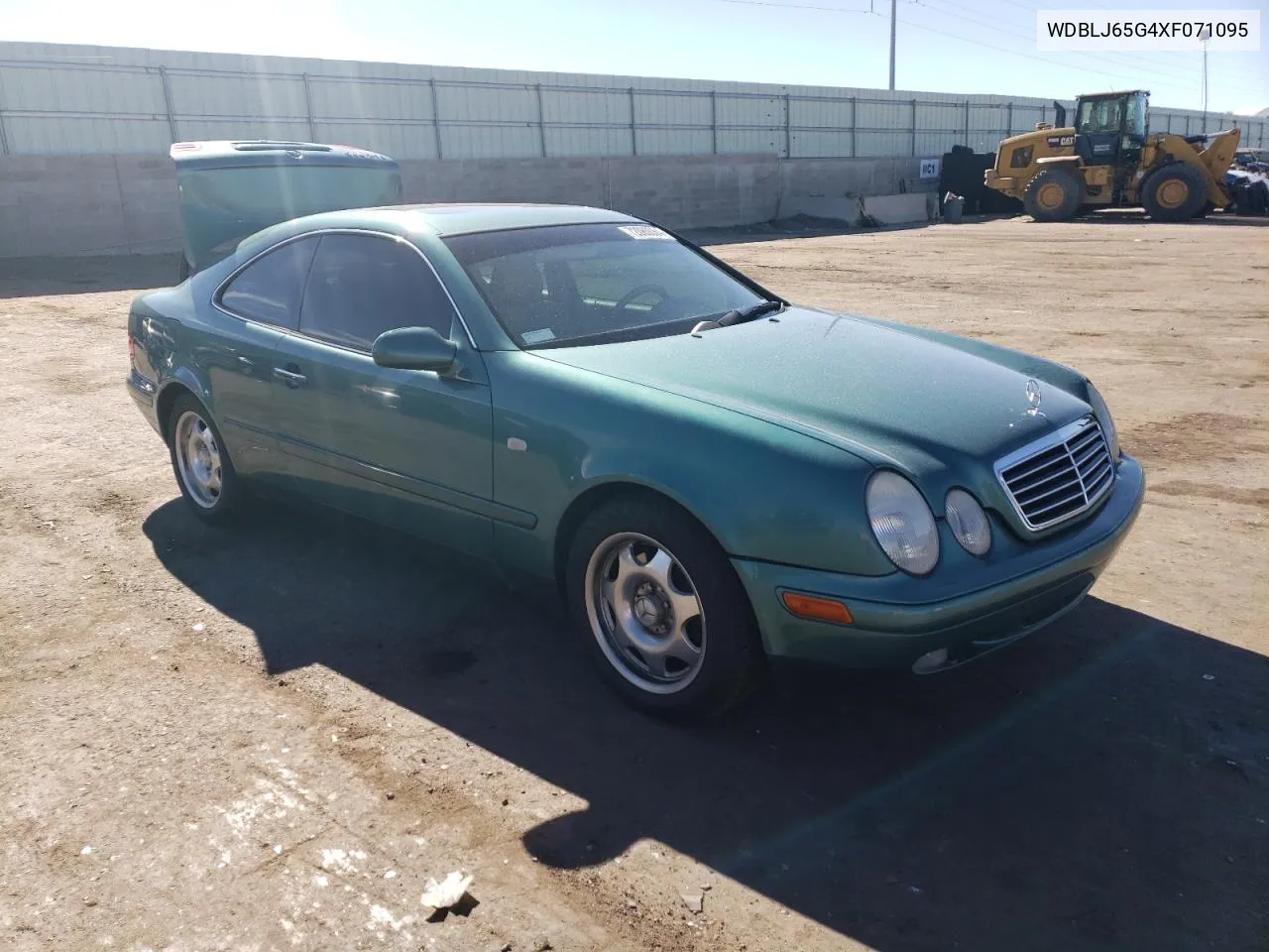 1999 Mercedes-Benz Clk 320 VIN: WDBLJ65G4XF071095 Lot: 72080064