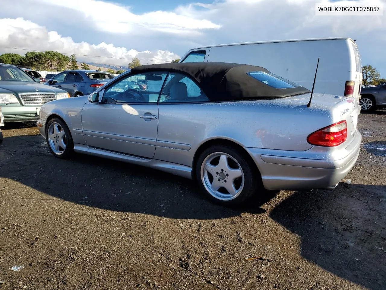 2001 Mercedes-Benz Clk 430 VIN: WDBLK70G01T075857 Lot: 80506854