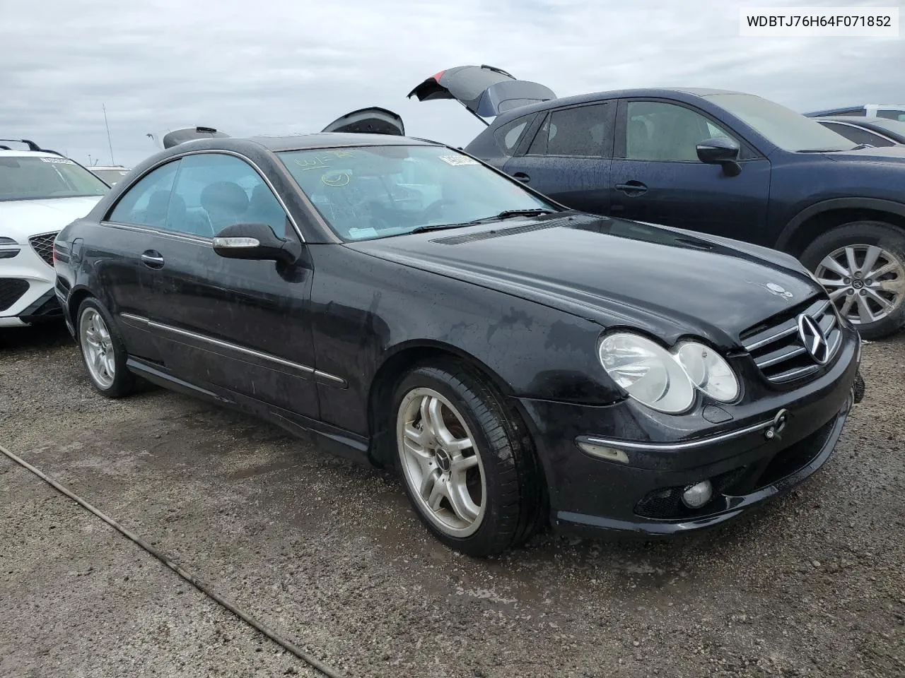 2004 Mercedes-Benz Clk 55 Amg VIN: WDBTJ76H64F071852 Lot: 74201194