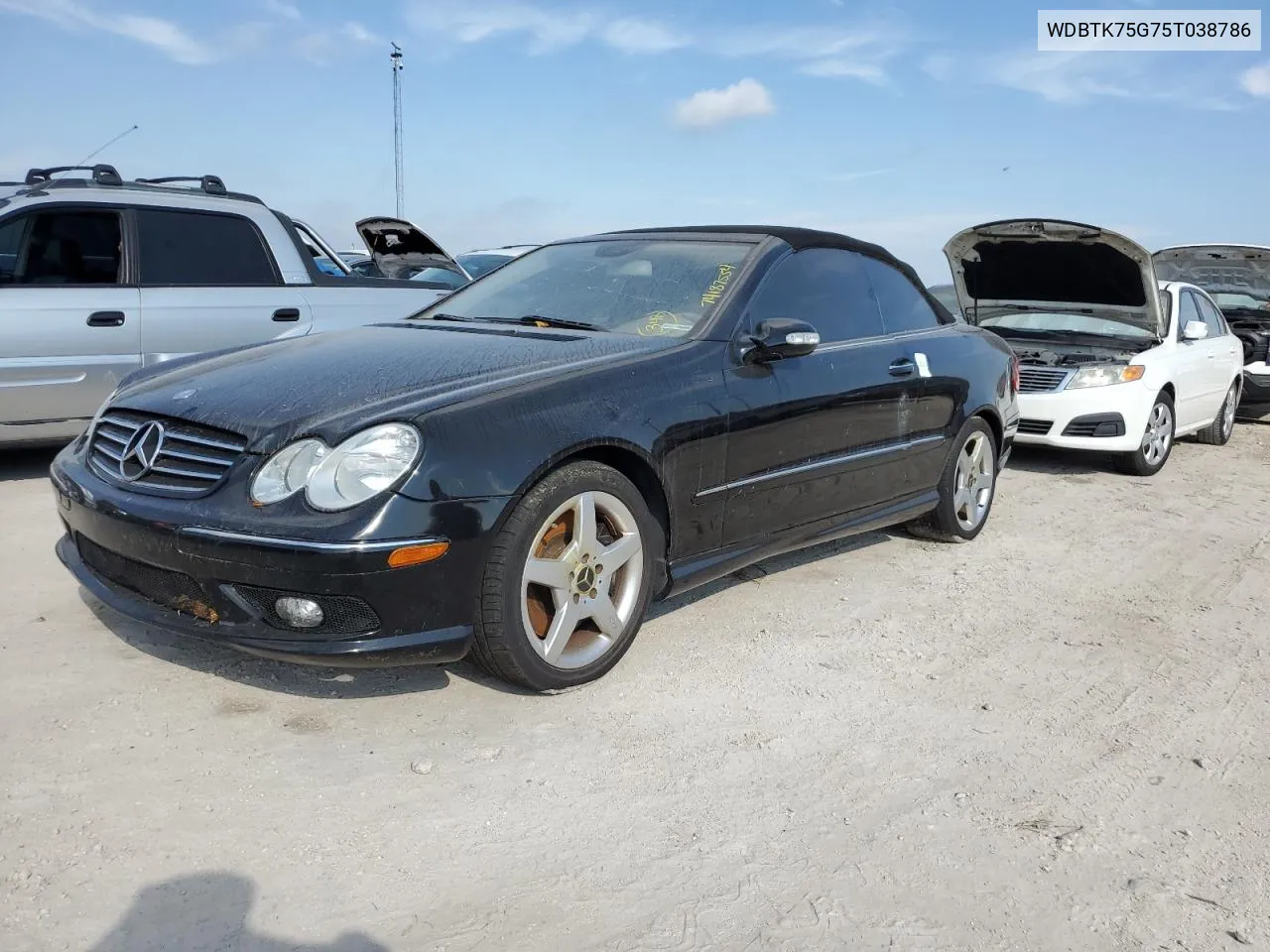 2005 Mercedes-Benz Clk 500 VIN: WDBTK75G75T038786 Lot: 74187554