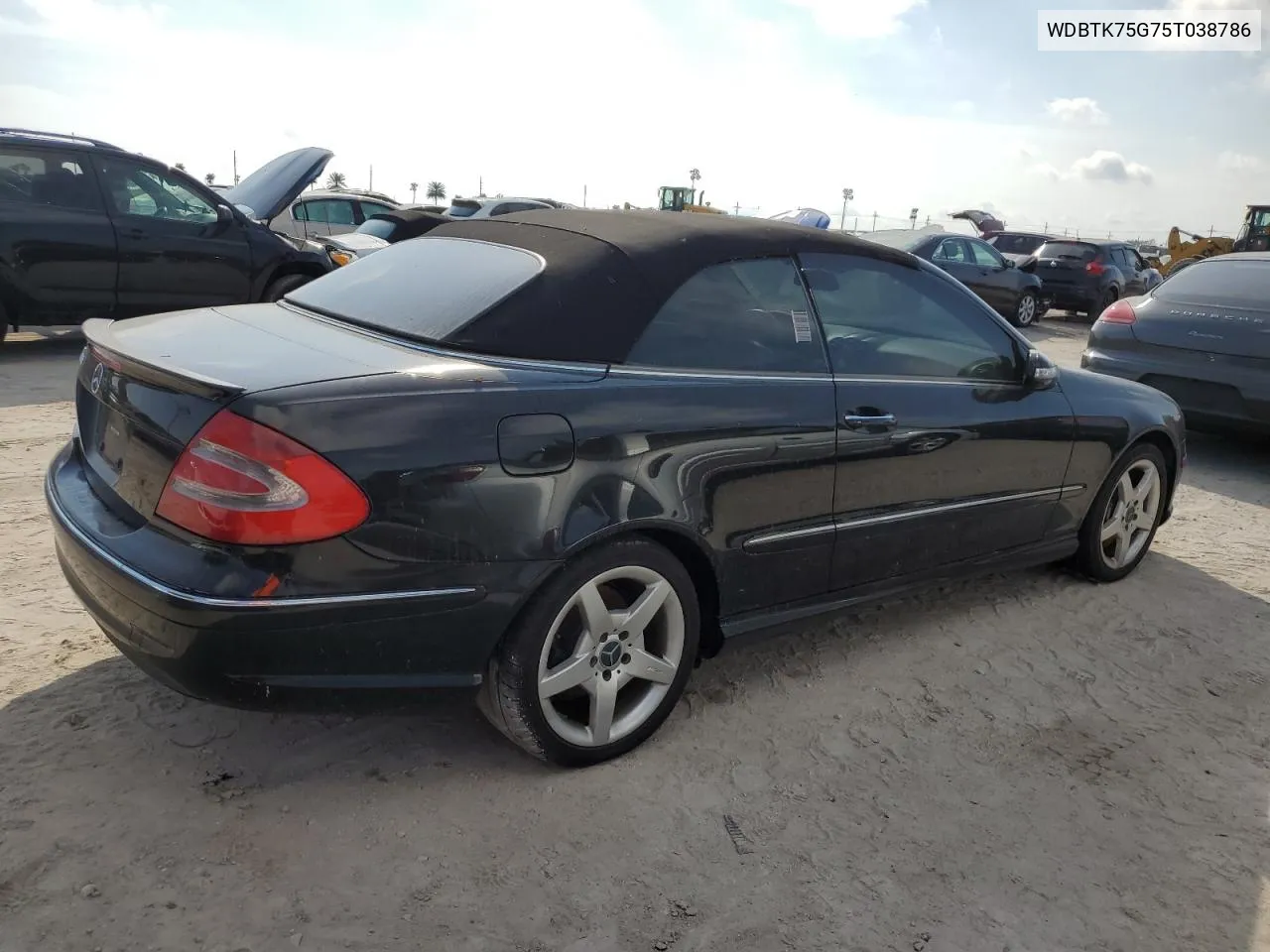 2005 Mercedes-Benz Clk 500 VIN: WDBTK75G75T038786 Lot: 74187554