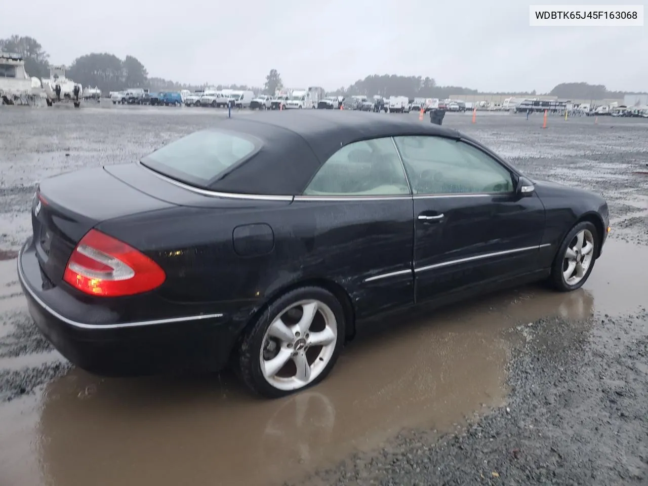 2005 Mercedes-Benz Clk 320 VIN: WDBTK65J45F163068 Lot: 80298274