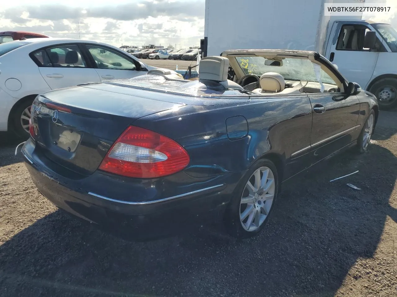 2007 Mercedes-Benz Clk 350 VIN: WDBTK56F27T078917 Lot: 76974544