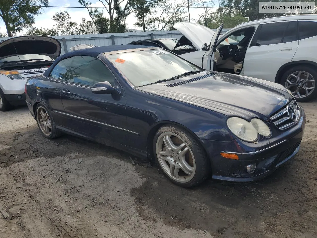 2008 Mercedes-Benz Clk 550 VIN: WDBTK72F78T096381 Lot: 74829614