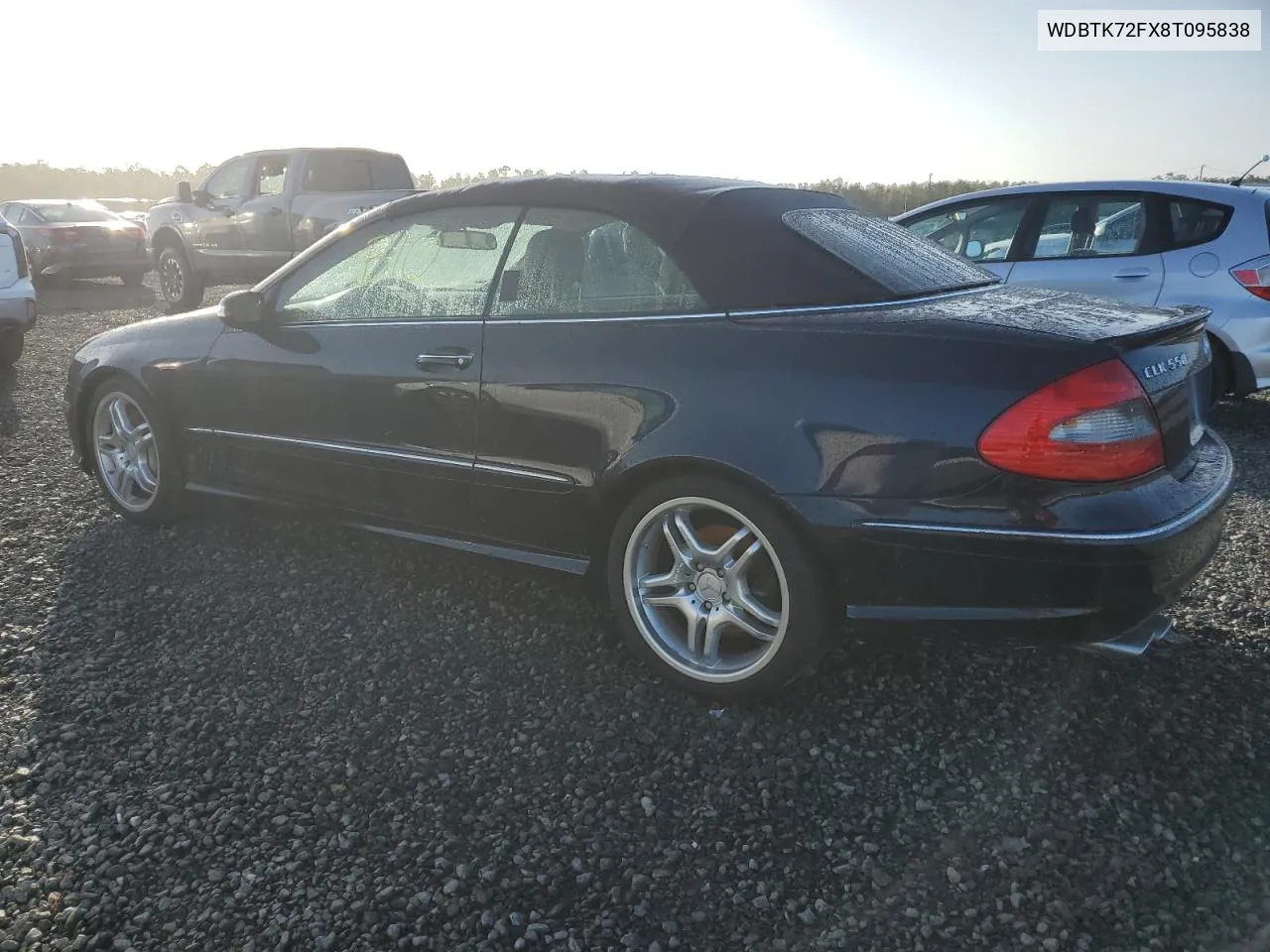 2008 Mercedes-Benz Clk 550 VIN: WDBTK72FX8T095838 Lot: 78618154