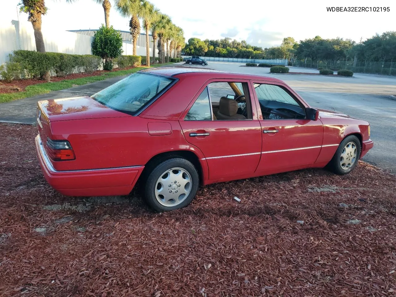 1994 Mercedes-Benz E 320 VIN: WDBEA32E2RC102195 Lot: 74314154