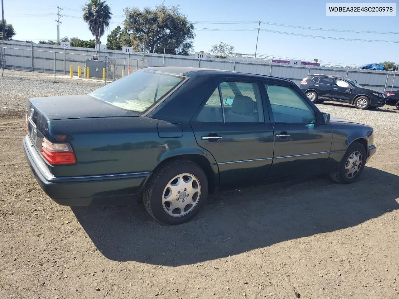 1995 Mercedes-Benz E 320 Base VIN: WDBEA32E4SC205978 Lot: 60329354