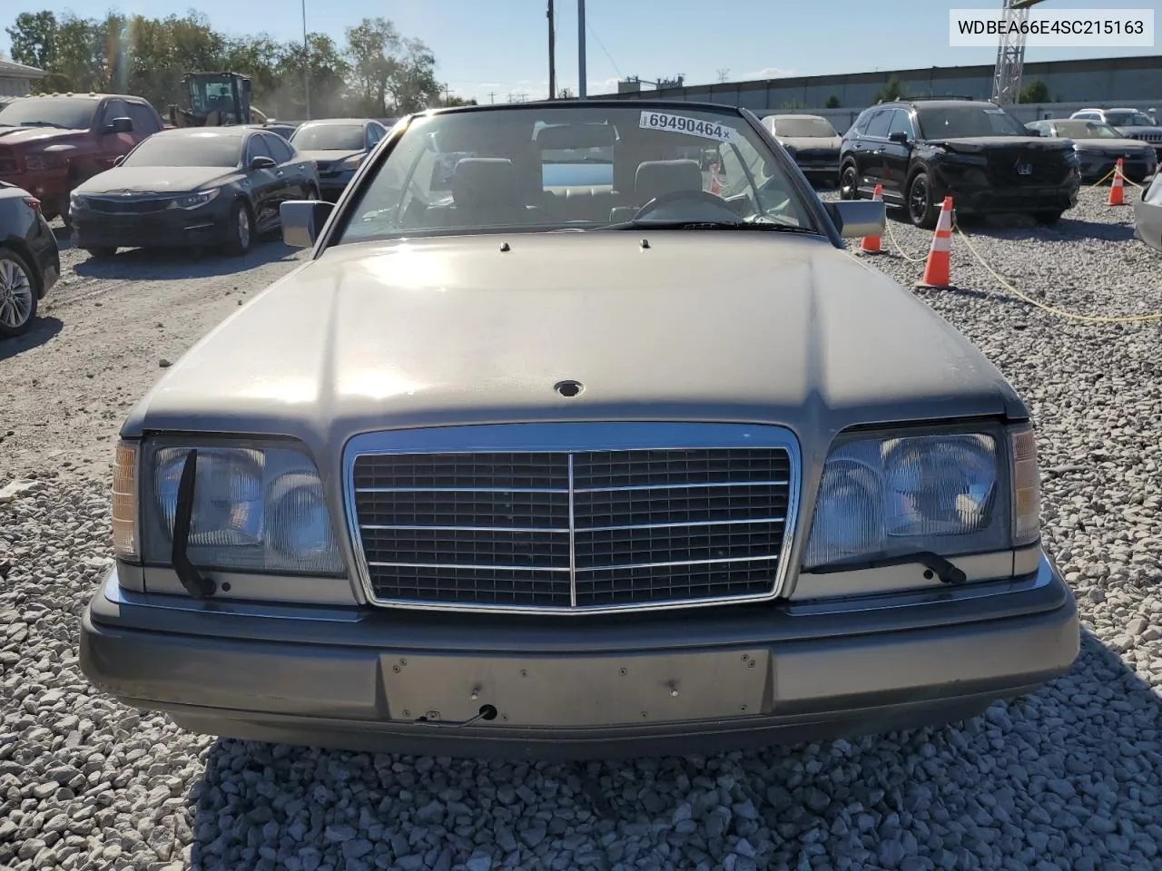 1995 Mercedes-Benz E 320 VIN: WDBEA66E4SC215163 Lot: 69490464