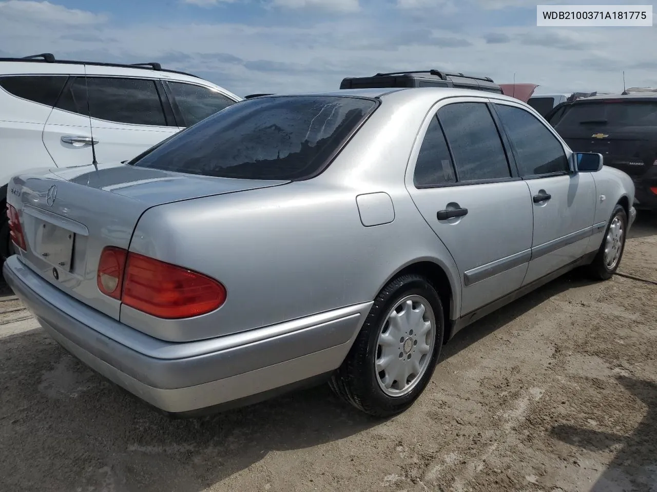 1995 Mercedes-Benz E 230 VIN: WDB2100371A181775 Lot: 75413564