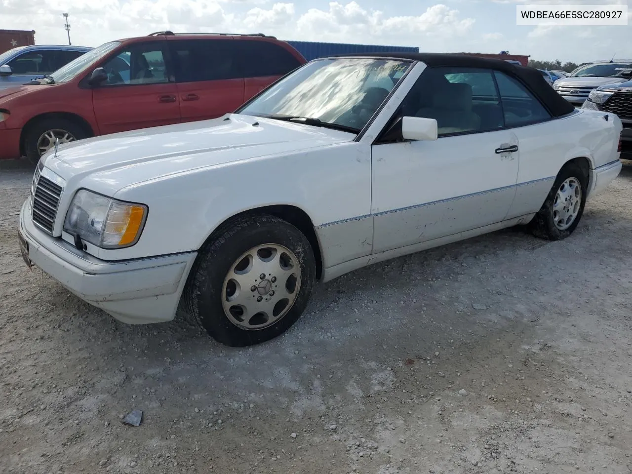 1995 Mercedes-Benz E 320 VIN: WDBEA66E5SC280927 Lot: 77246224