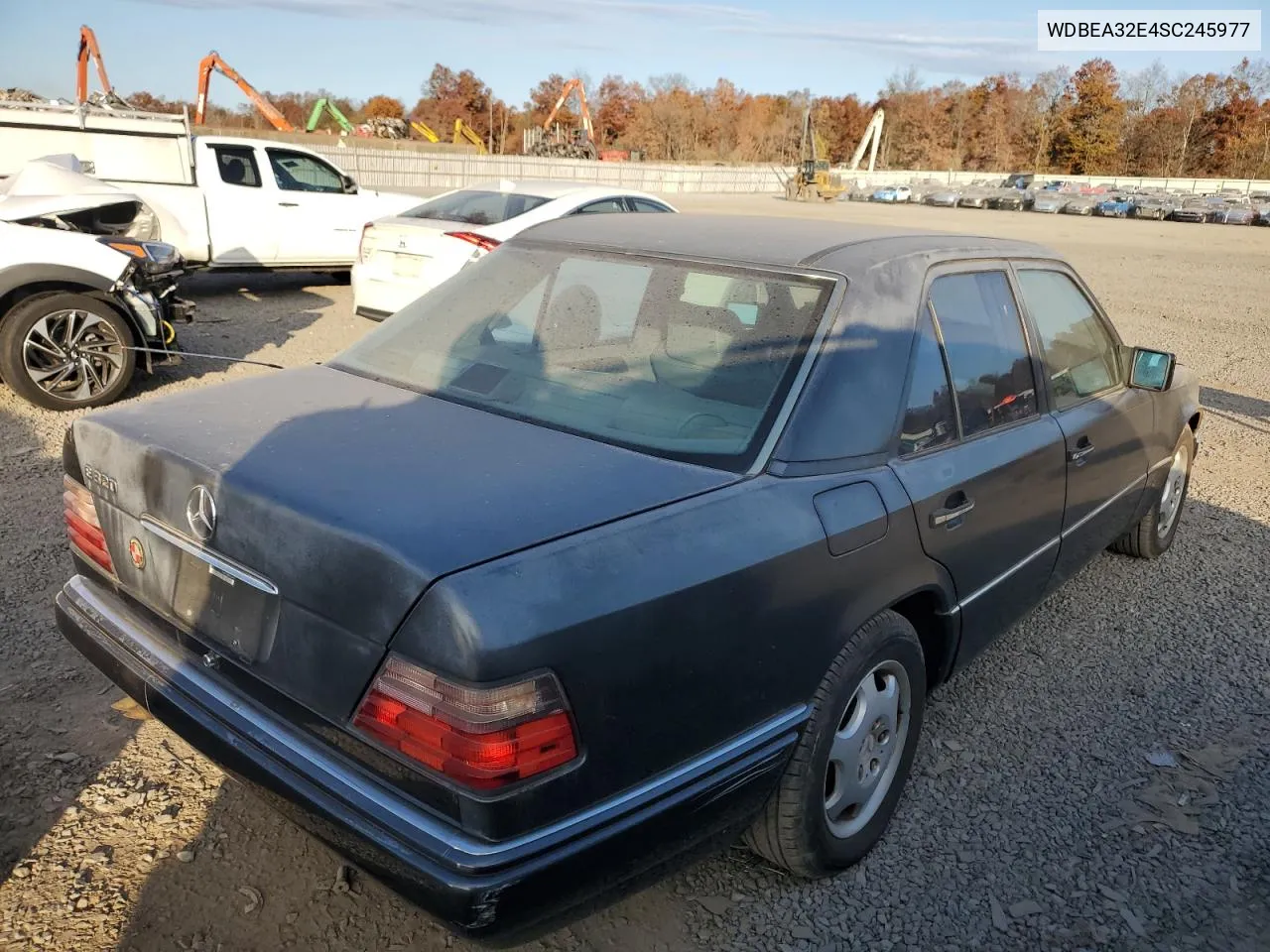 1995 Mercedes-Benz E 320 Base VIN: WDBEA32E4SC245977 Lot: 77588644