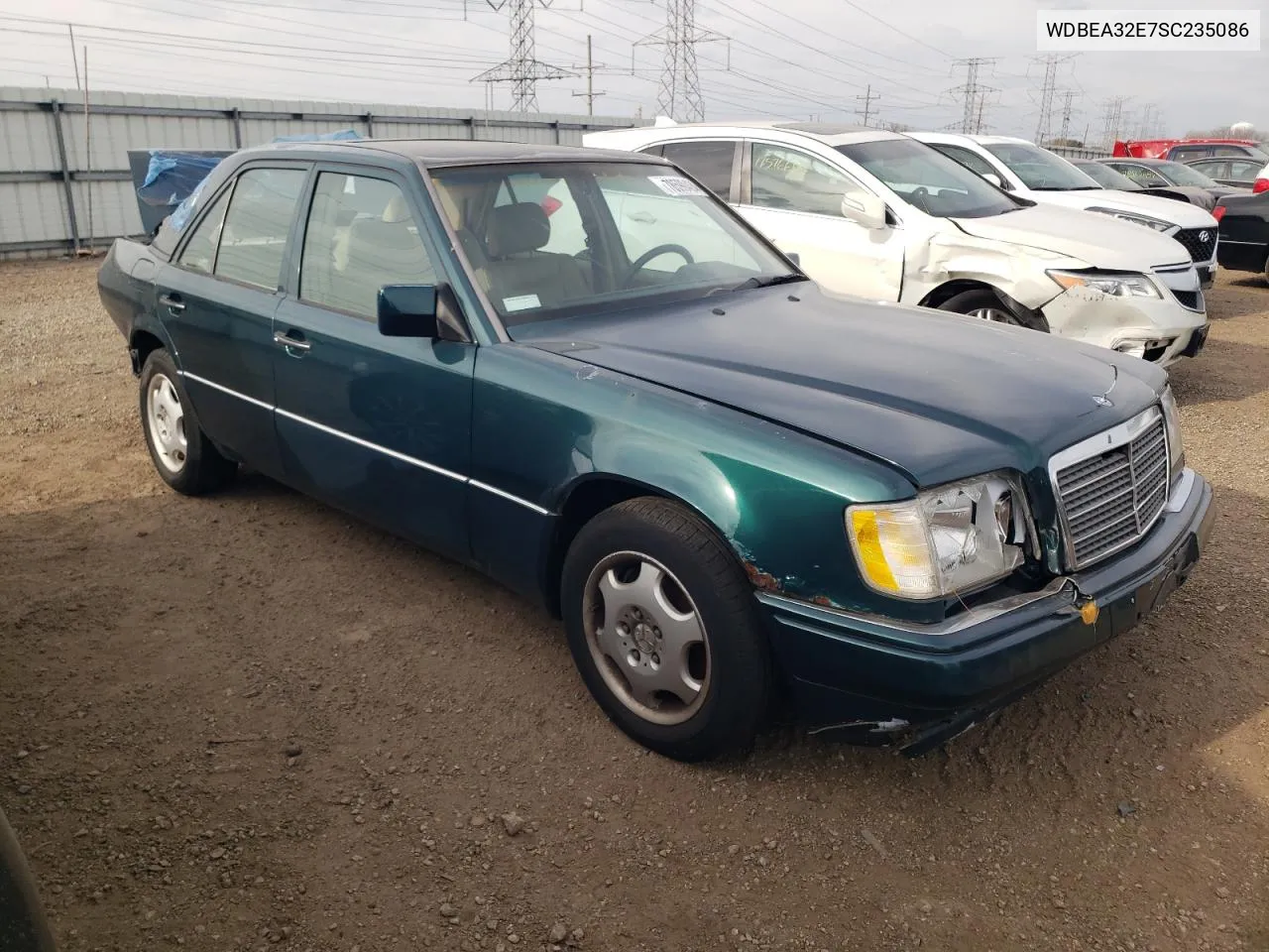 1995 Mercedes-Benz E 320 Base VIN: WDBEA32E7SC235086 Lot: 78590424