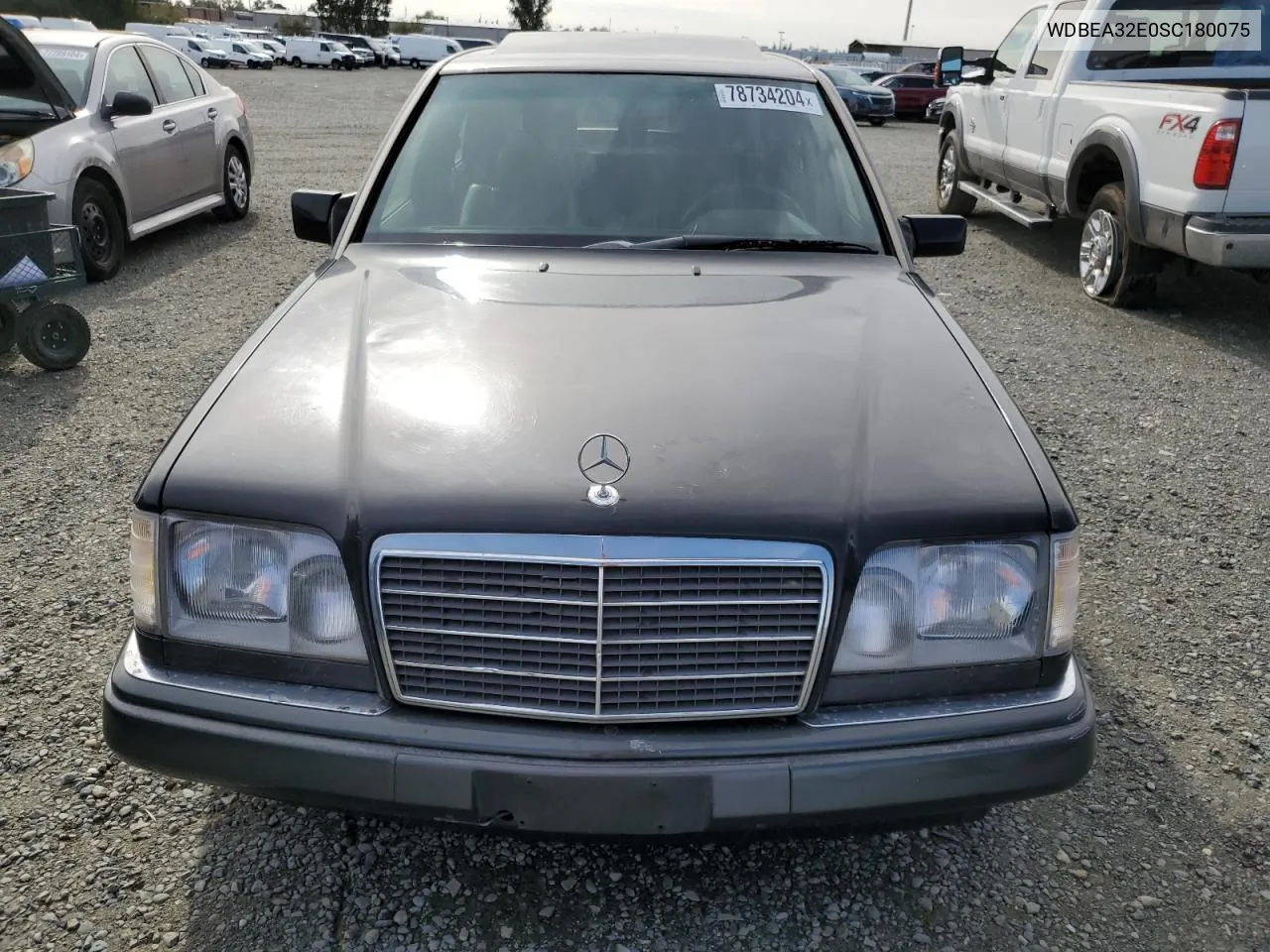 1995 Mercedes-Benz E 320 Base VIN: WDBEA32E0SC180075 Lot: 78734204