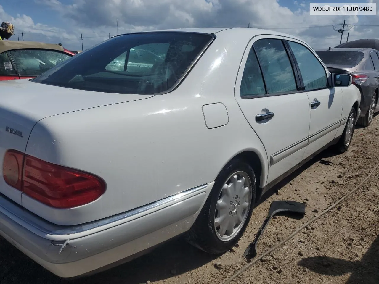 1996 Mercedes-Benz E 300D VIN: WDBJF20F1TJ019480 Lot: 76764114