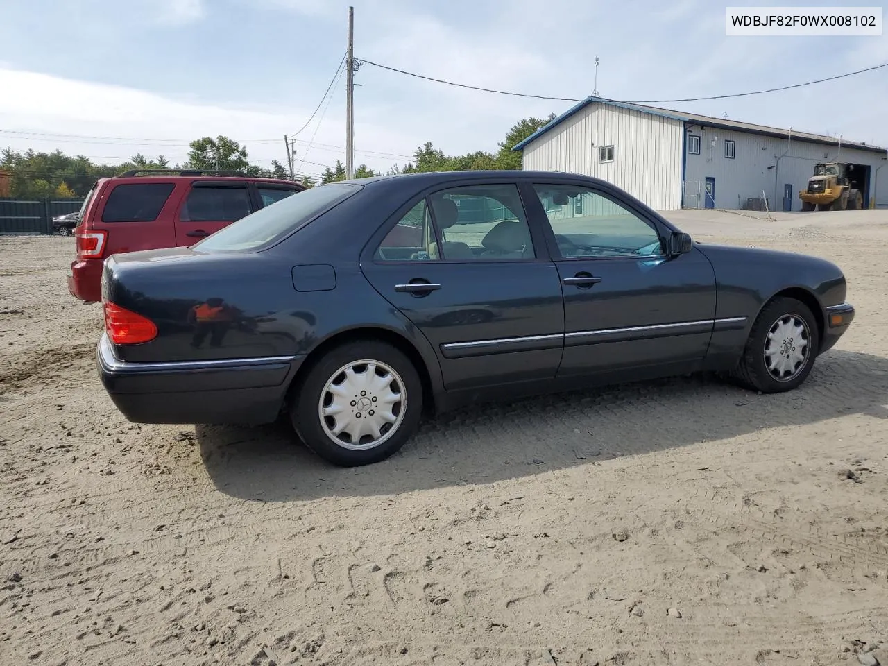 1998 Mercedes-Benz E 320 4Matic VIN: WDBJF82F0WX008102 Lot: 70708074