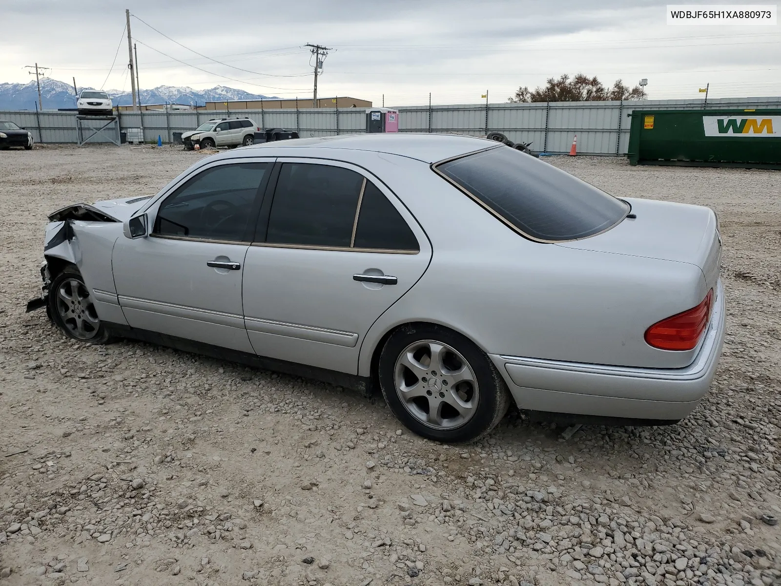 1999 Mercedes-Benz E 320 VIN: WDBJF65H1XA880973 Lot: 59963584