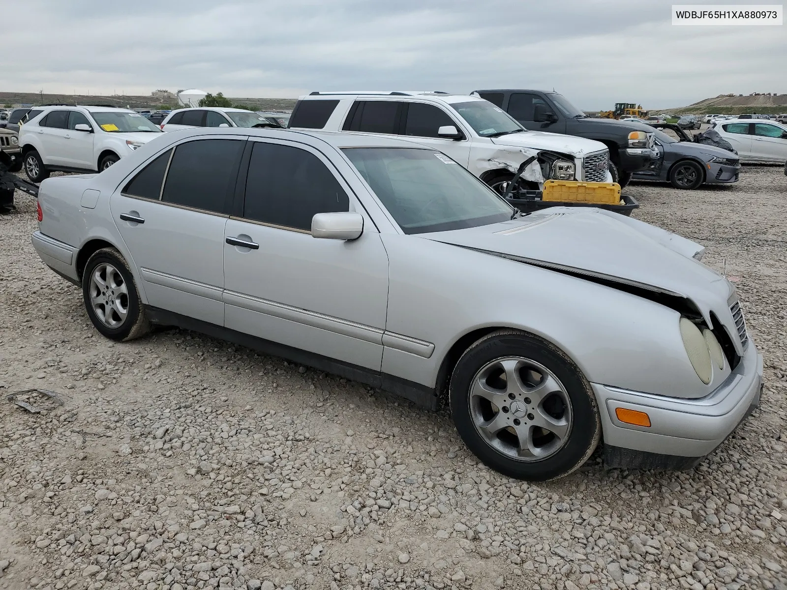 1999 Mercedes-Benz E 320 VIN: WDBJF65H1XA880973 Lot: 59963584