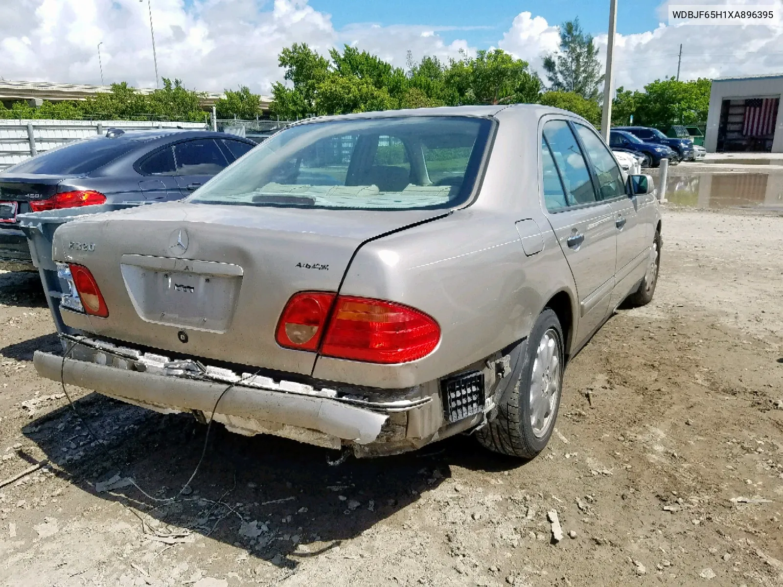 1999 Mercedes-Benz E 320 VIN: WDBJF65H1XA896395 Lot: 69946684