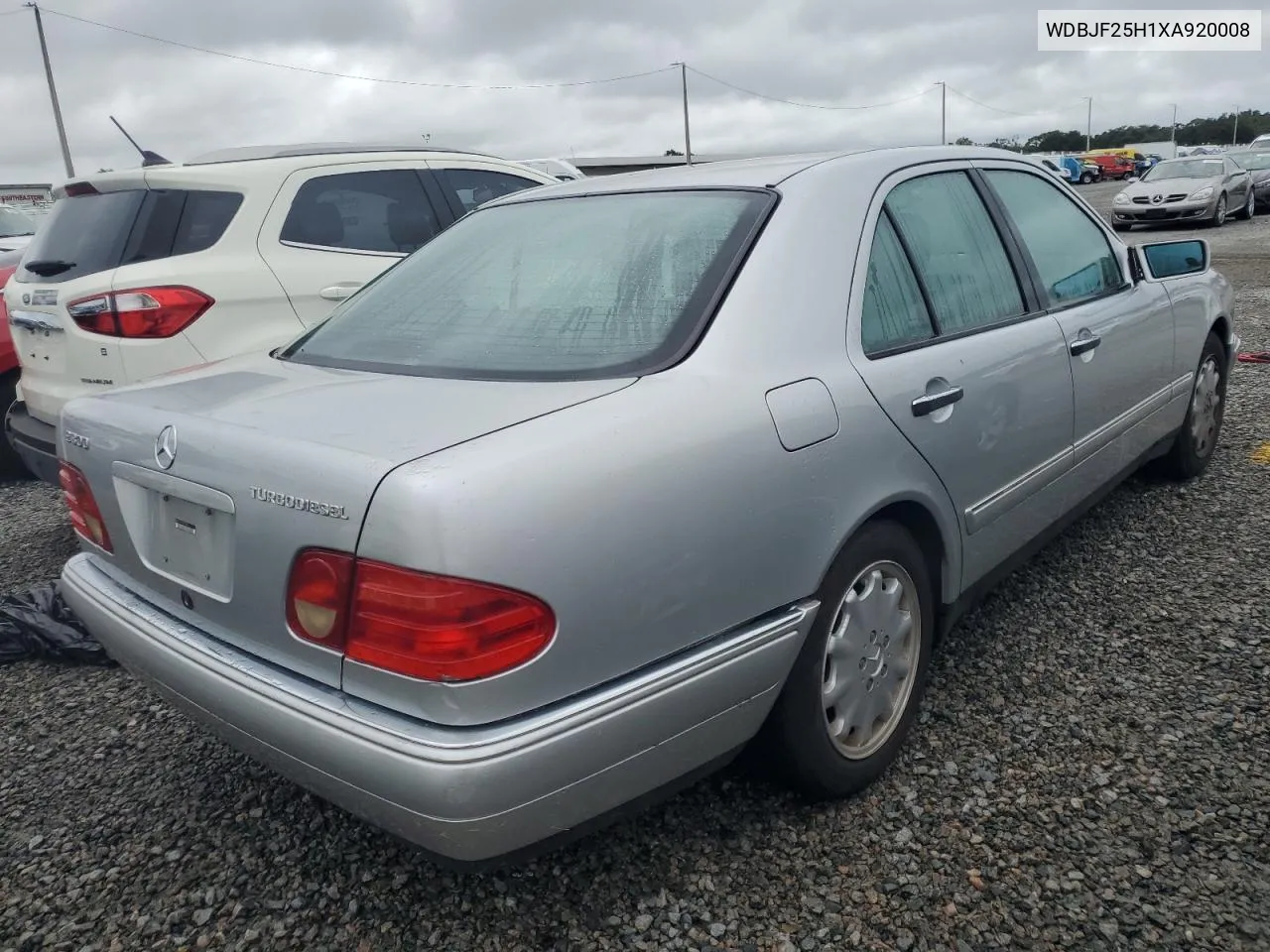 1999 Mercedes-Benz E 300Td VIN: WDBJF25H1XA920008 Lot: 74994024