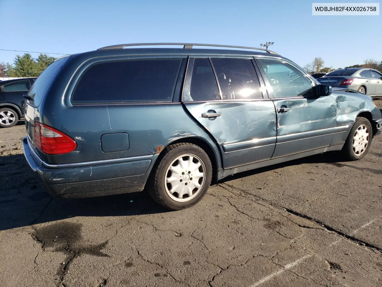 1999 Mercedes-Benz E 320 4Matic VIN: WDBJH82F4XX026758 Lot: 76740804