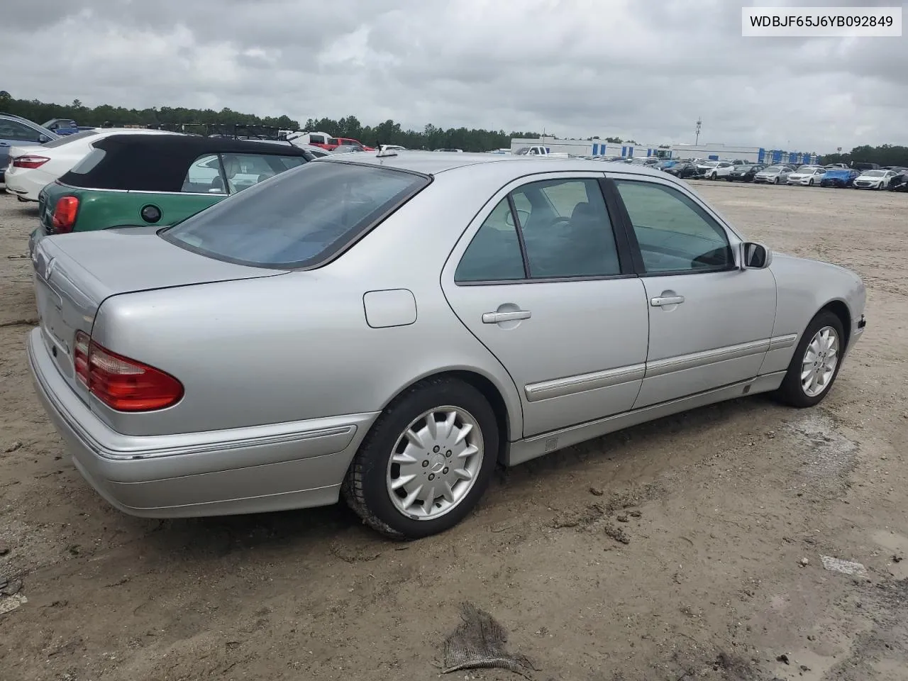 2000 Mercedes-Benz E 320 VIN: WDBJF65J6YB092849 Lot: 71202754