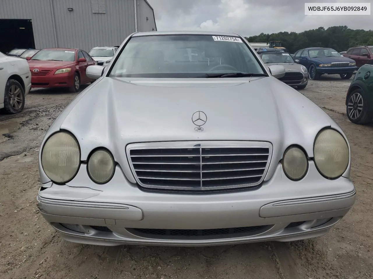 2000 Mercedes-Benz E 320 VIN: WDBJF65J6YB092849 Lot: 71202754