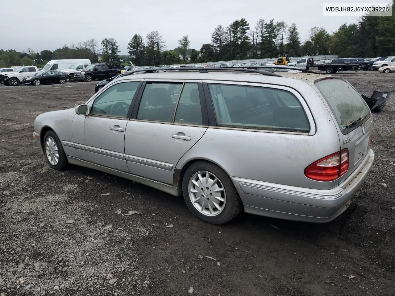 2000 Mercedes-Benz E 320 4Matic VIN: WDBJH82J6YX039226 Lot: 72559034