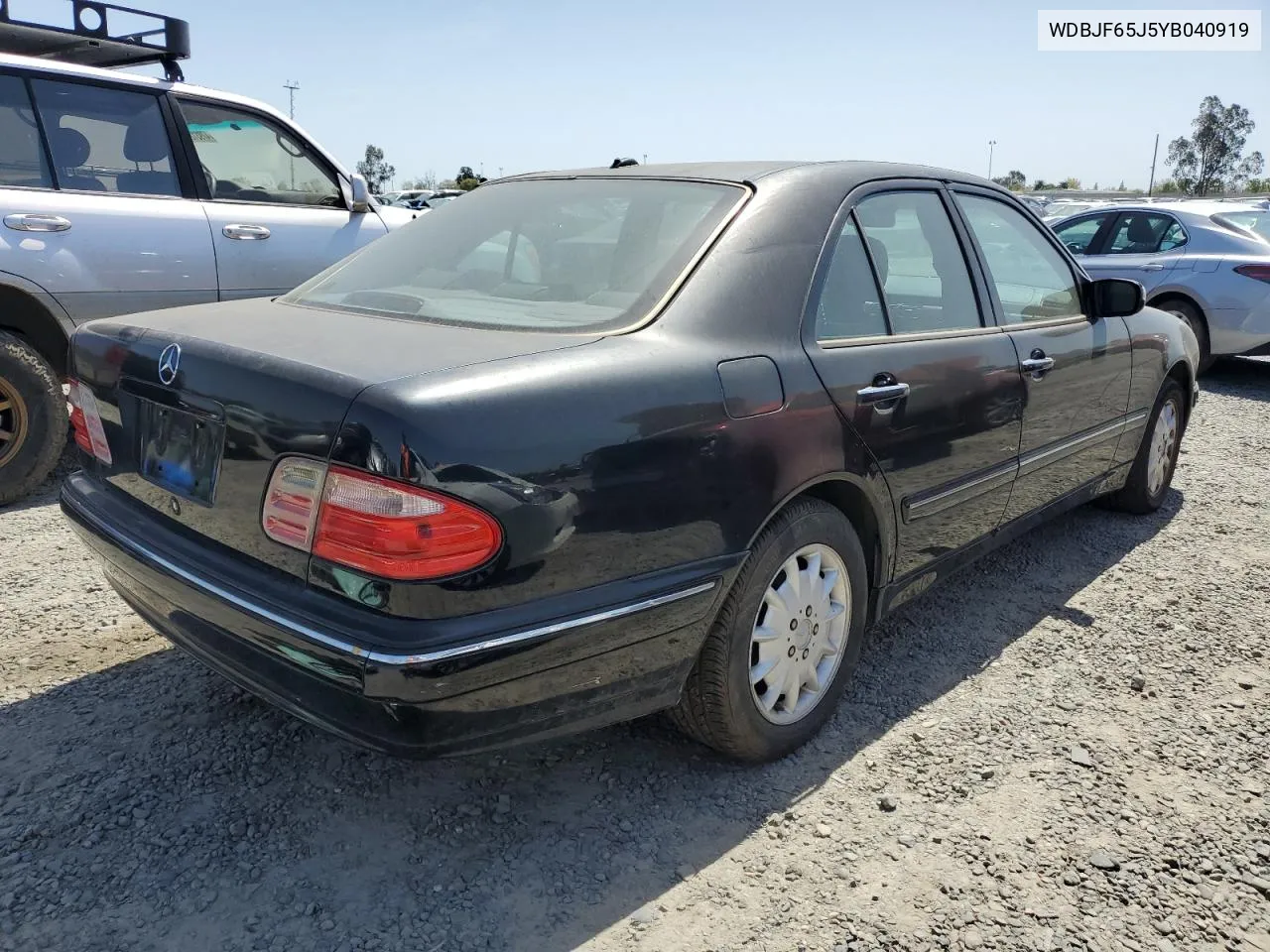 2000 Mercedes-Benz E 320 VIN: WDBJF65J5YB040919 Lot: 75751784