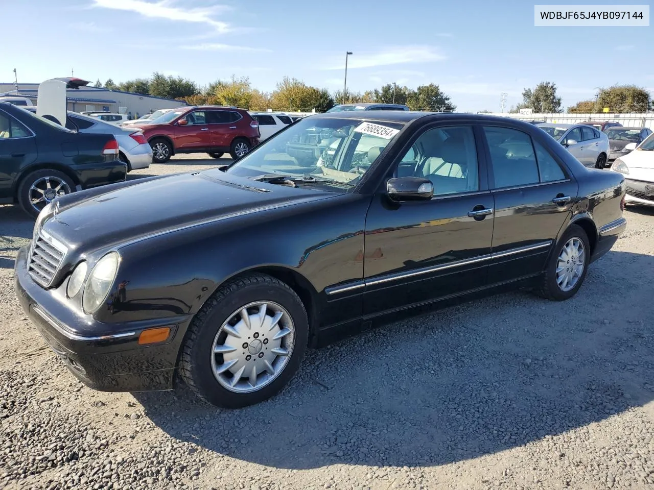 2000 Mercedes-Benz E 320 VIN: WDBJF65J4YB097144 Lot: 76689354