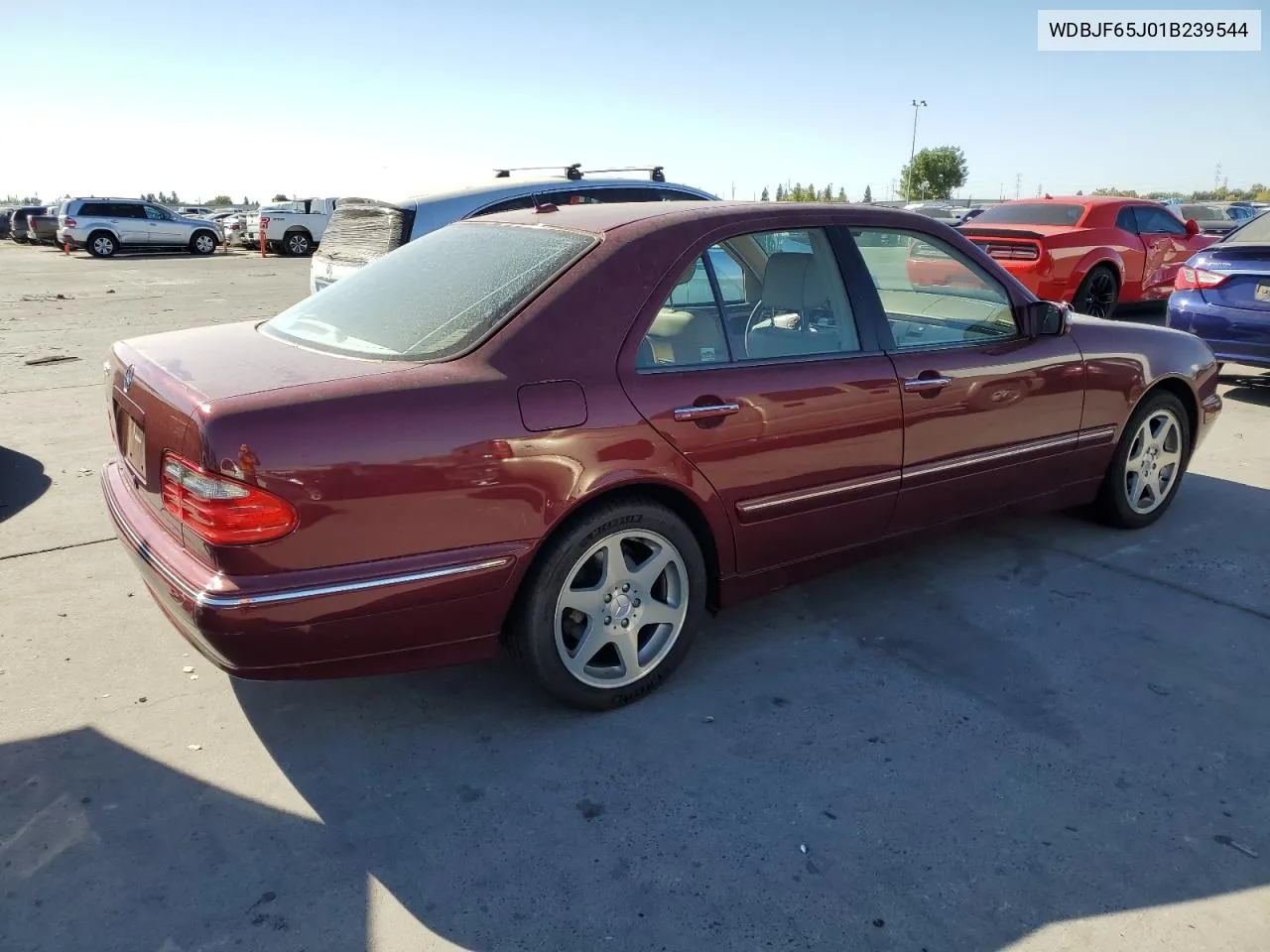 2001 Mercedes-Benz E 320 VIN: WDBJF65J01B239544 Lot: 70063384