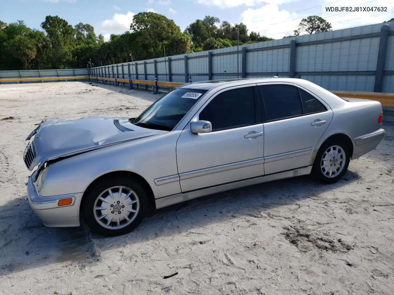 2001 Mercedes-Benz E 320 4Matic VIN: WDBJF82J81X047632 Lot: 72500514