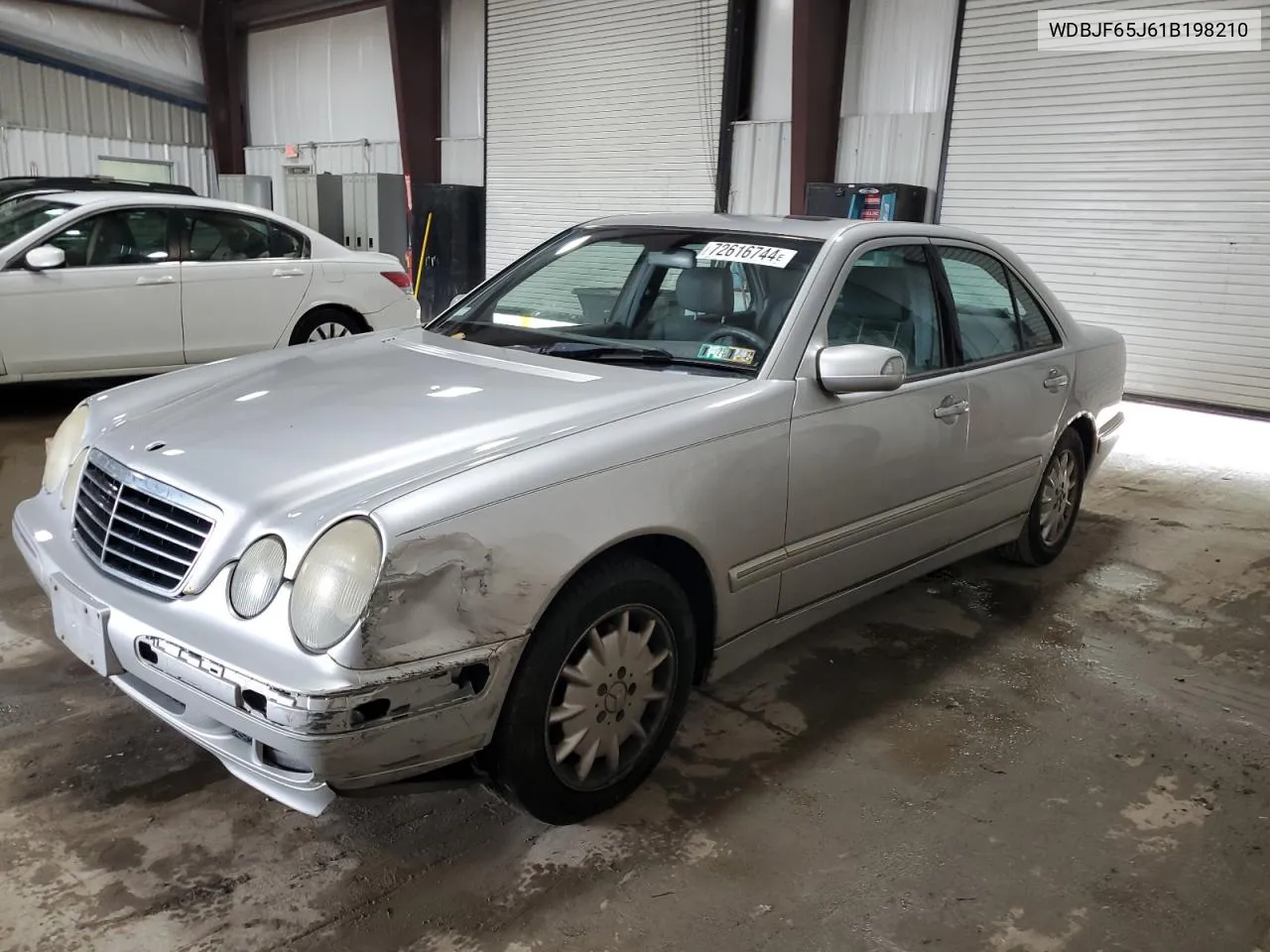 2001 Mercedes-Benz E 320 VIN: WDBJF65J61B198210 Lot: 72616744