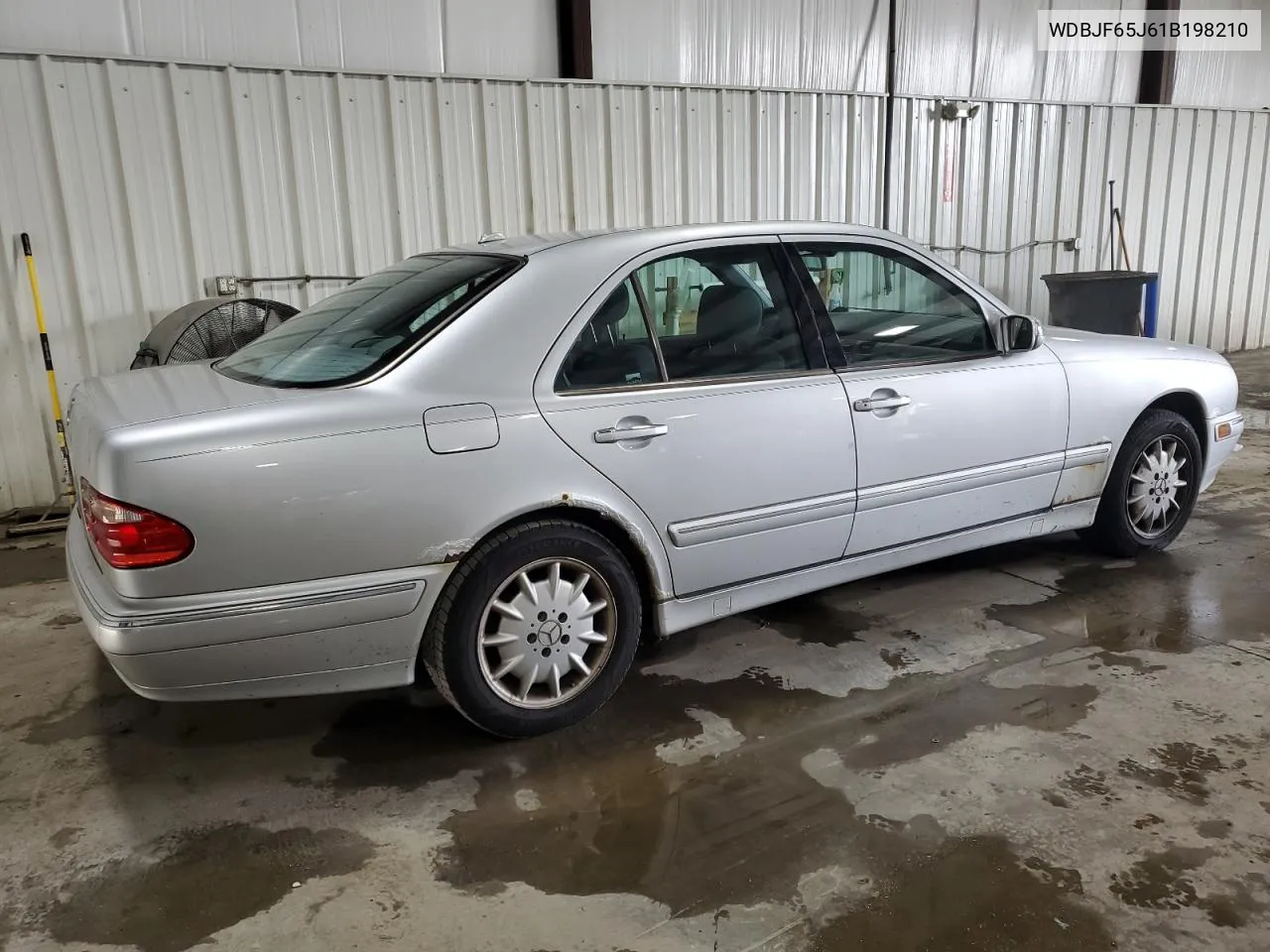 2001 Mercedes-Benz E 320 VIN: WDBJF65J61B198210 Lot: 72616744