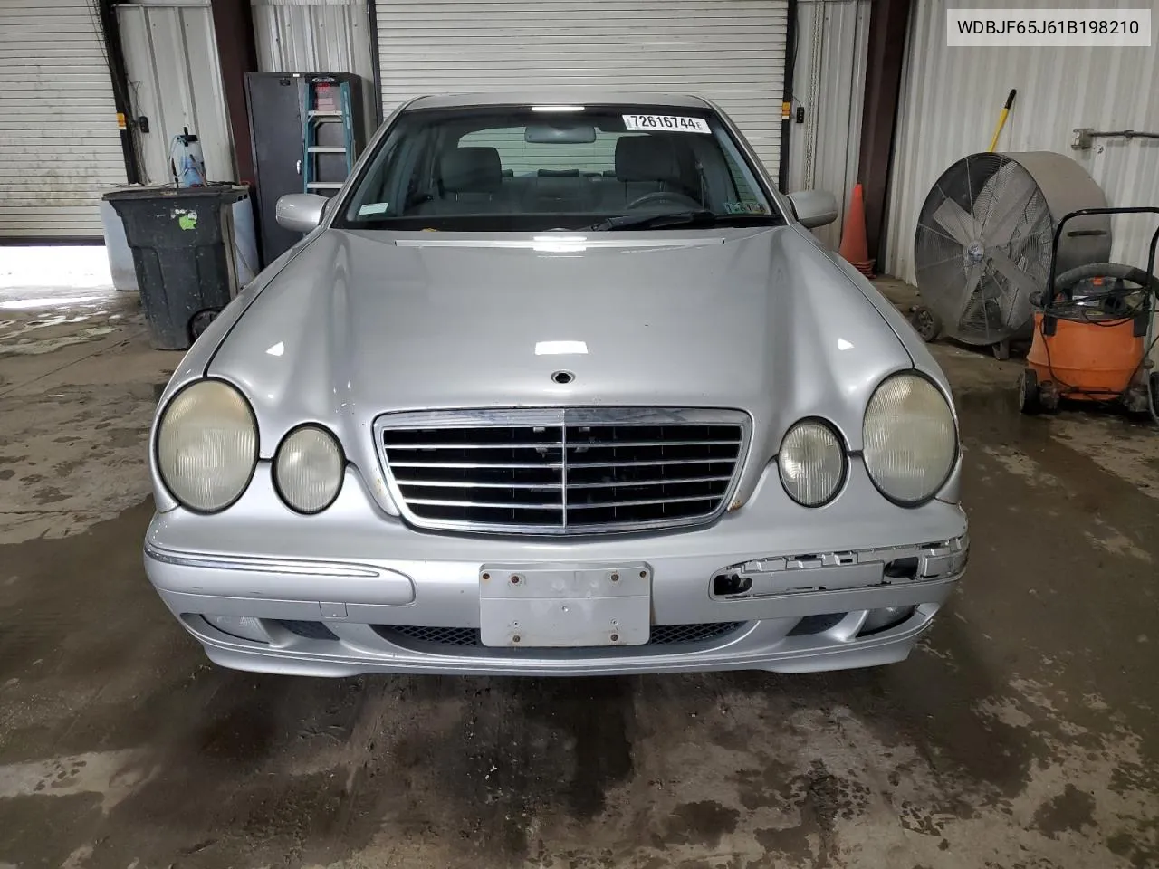 2001 Mercedes-Benz E 320 VIN: WDBJF65J61B198210 Lot: 72616744