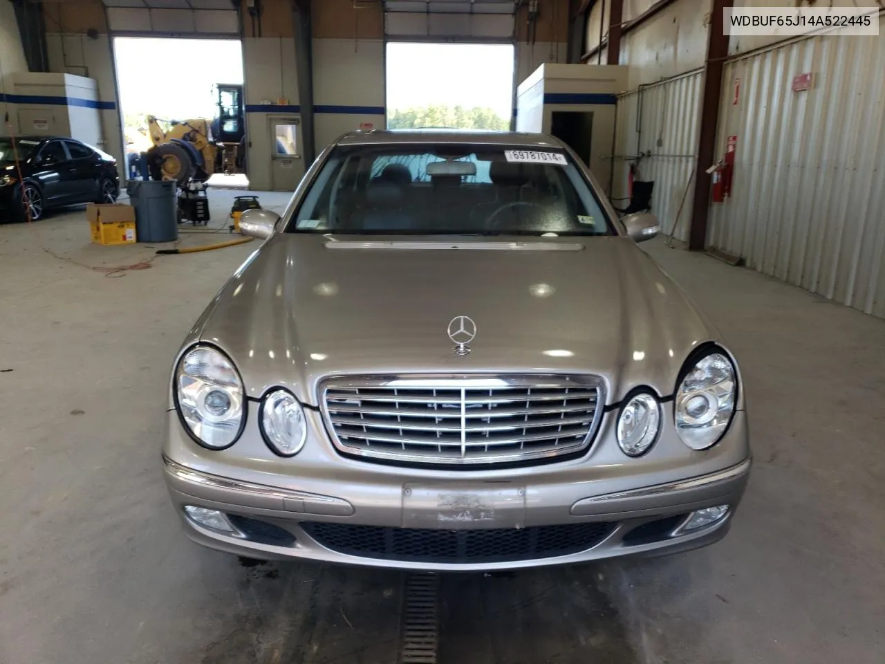 WDBUF65J14A522445 2004 Mercedes-Benz E 320