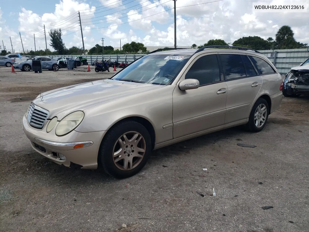 2004 Mercedes-Benz E 320 4Matic VIN: WDBUH82J24X123616 Lot: 70246574