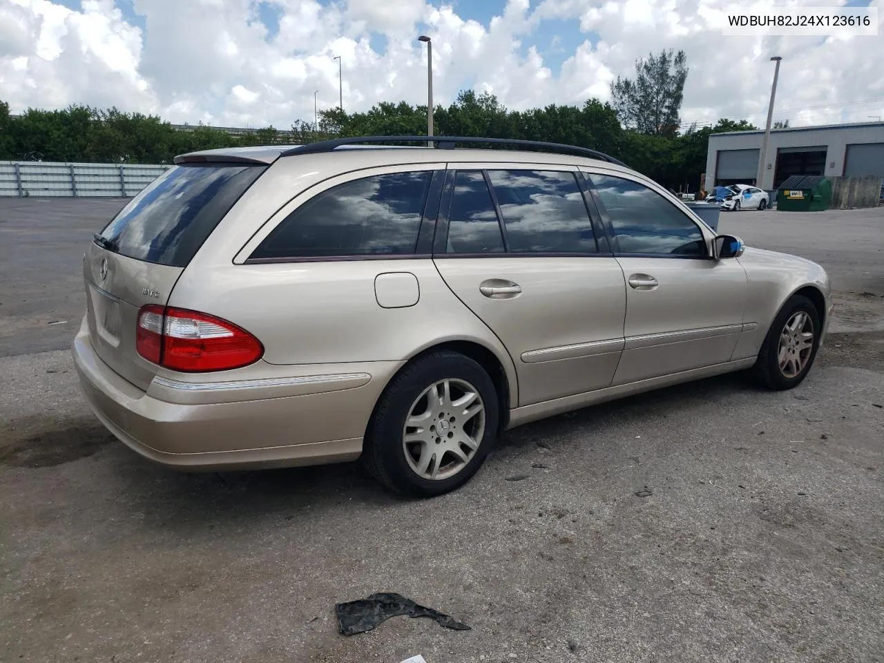 2004 Mercedes-Benz E 320 4Matic VIN: WDBUH82J24X123616 Lot: 70246574