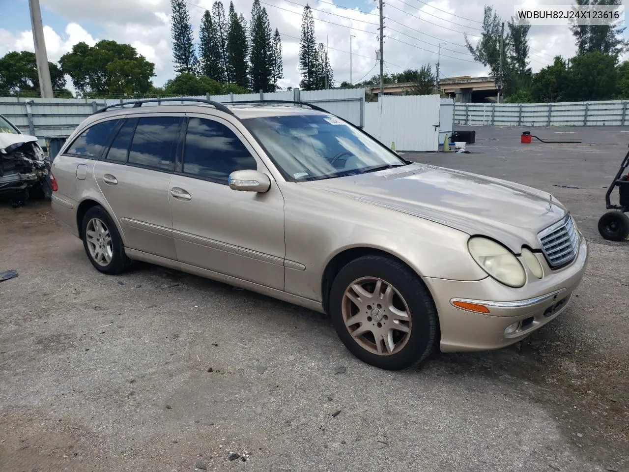 2004 Mercedes-Benz E 320 4Matic VIN: WDBUH82J24X123616 Lot: 70246574