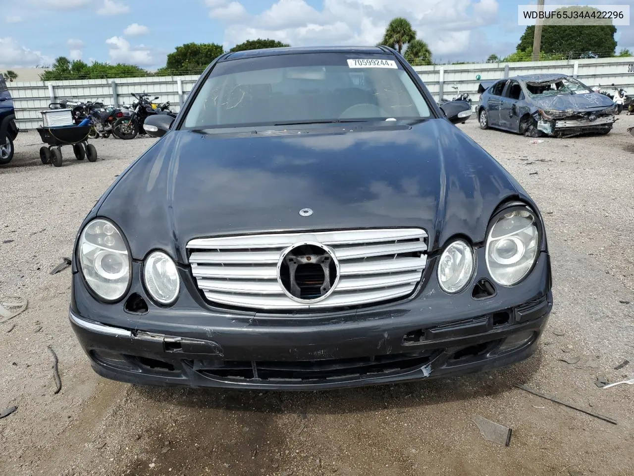 WDBUF65J34A422296 2004 Mercedes-Benz E 320