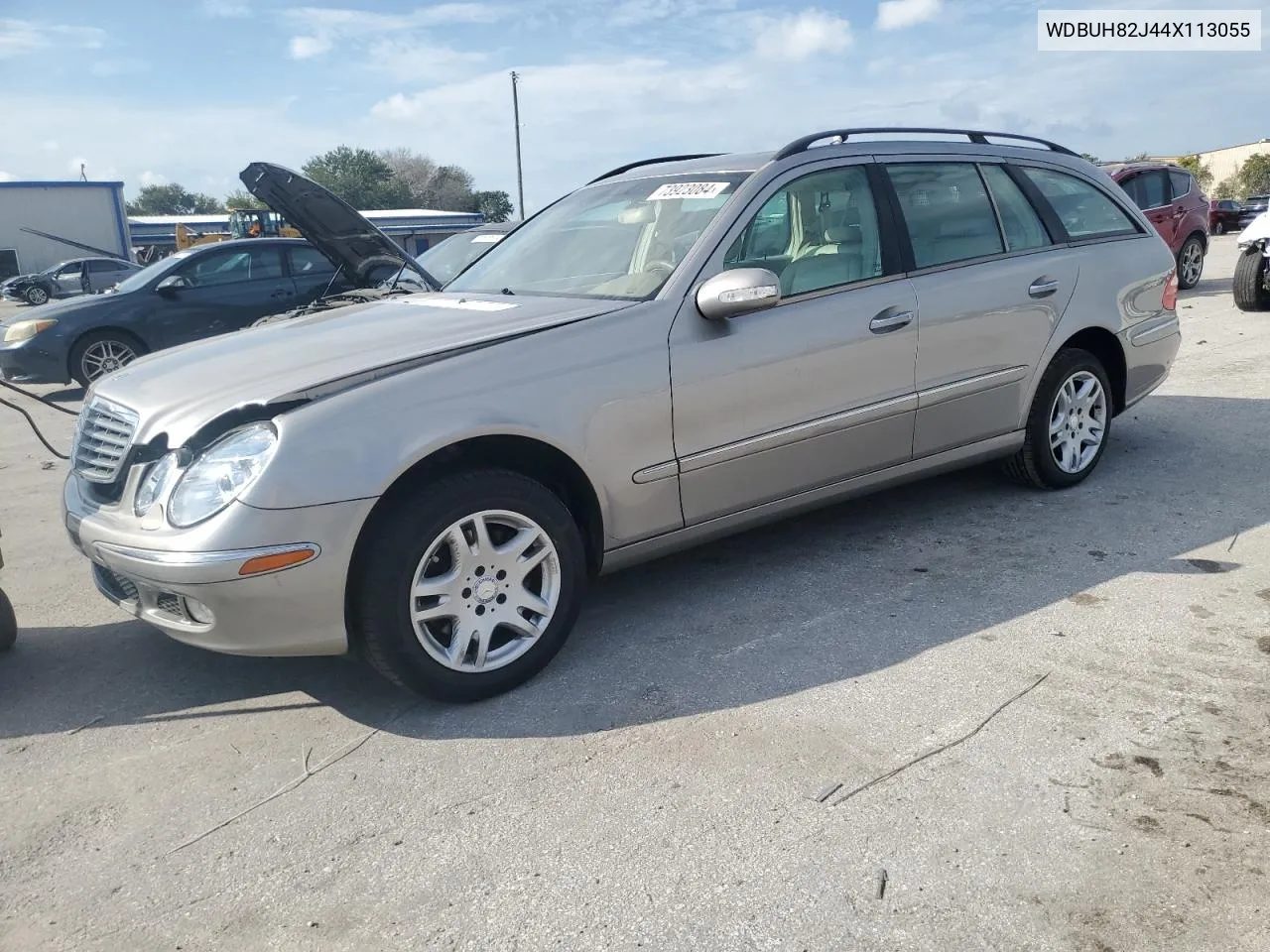 2004 Mercedes-Benz E 320 4Matic VIN: WDBUH82J44X113055 Lot: 73923084